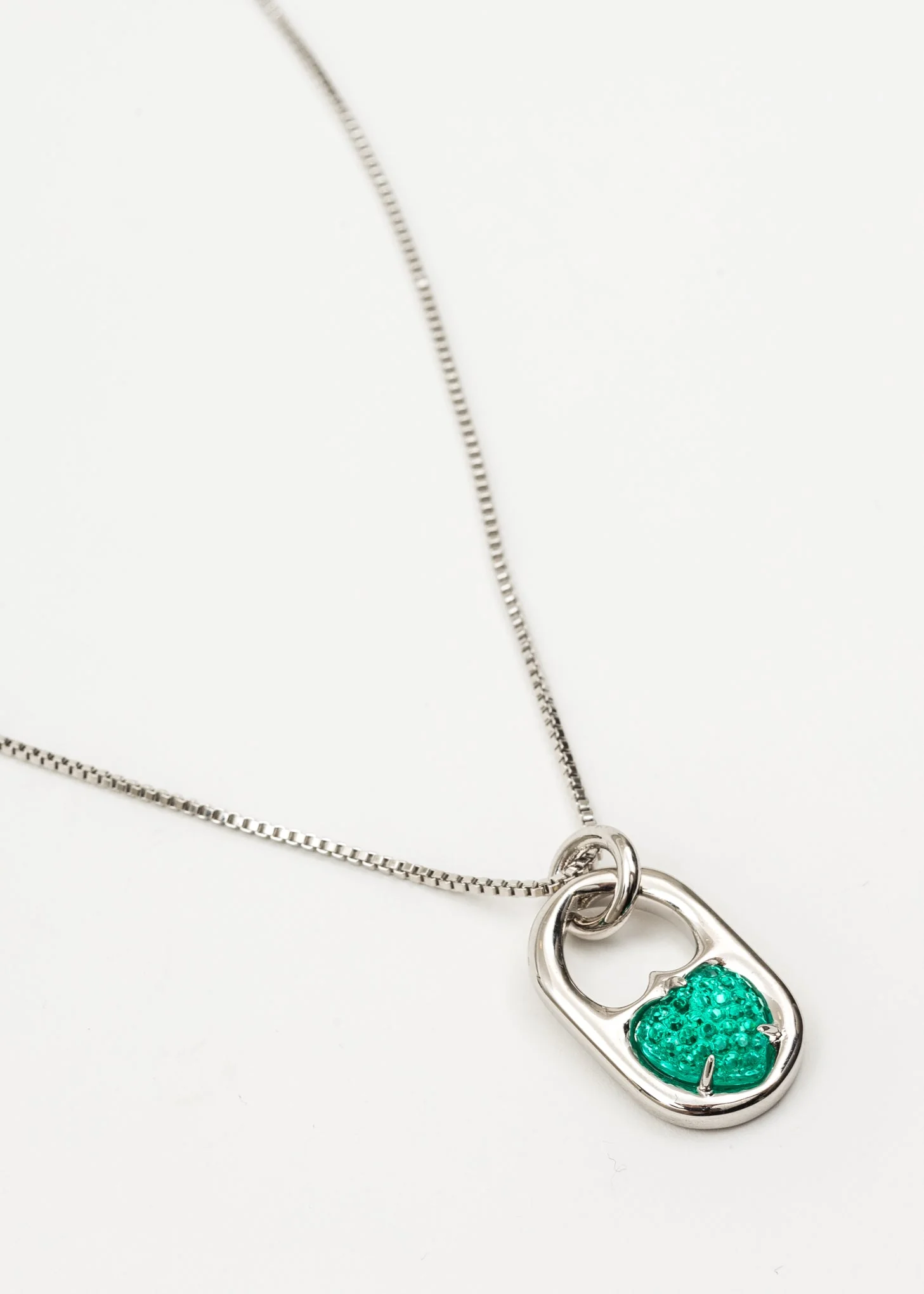 Silver Green Heart Necklace - Image 4