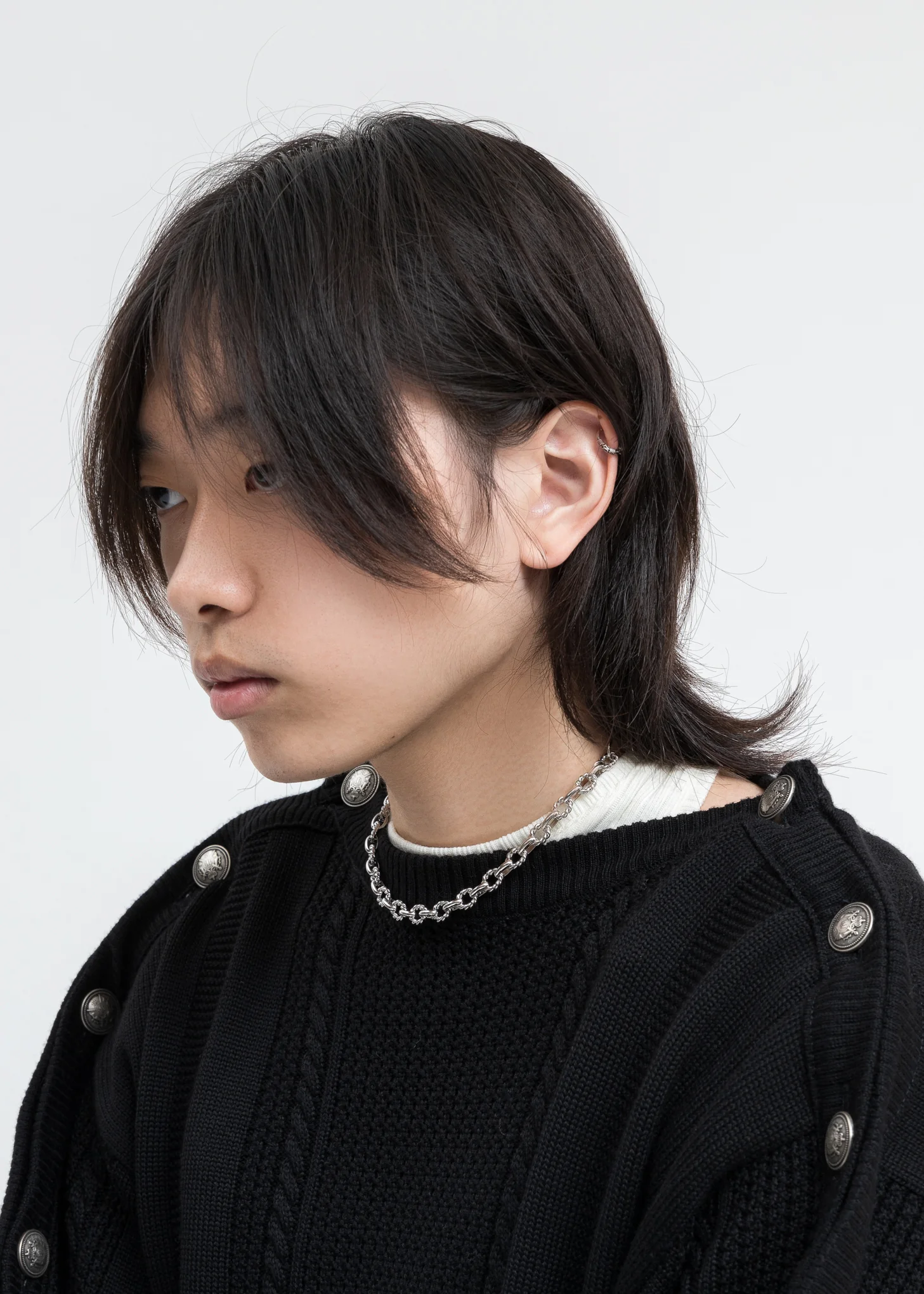 Silver Lace Lock Necklace With Coin - Image 2