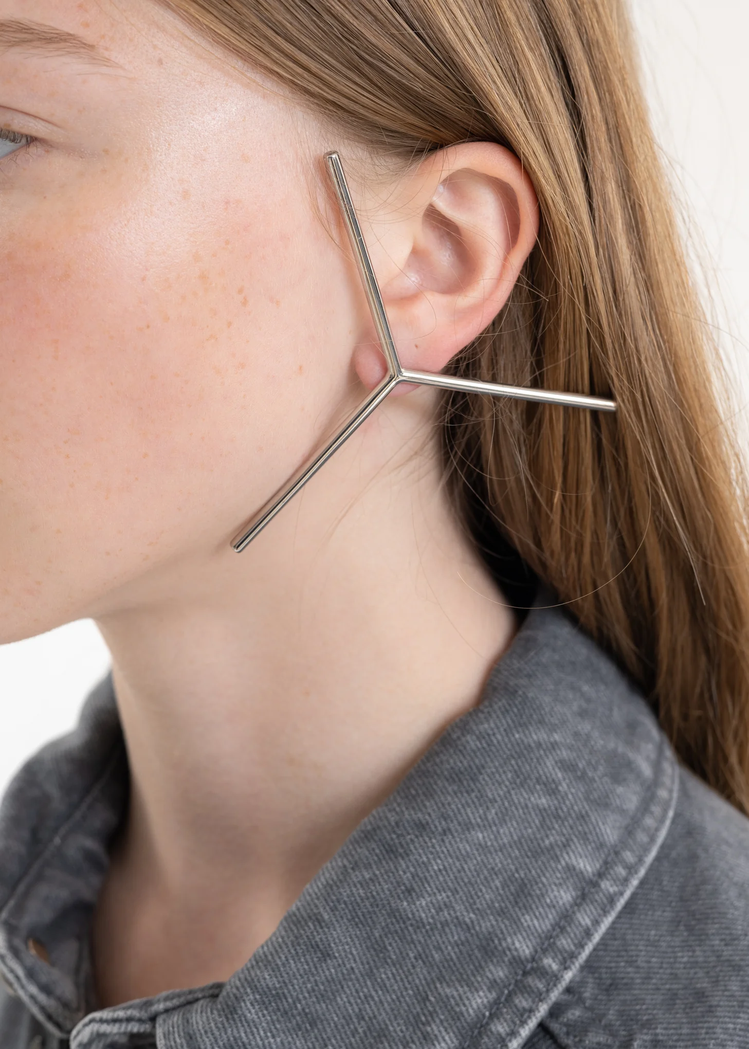 Silver MAXI Y EARRING - Single - Image 3