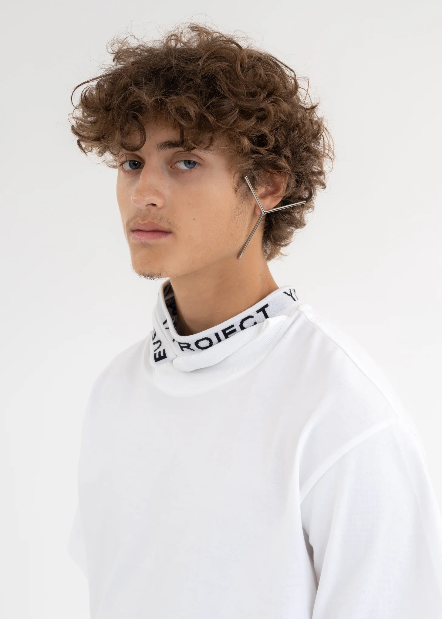 Silver MAXI Y EARRING - Single - Image 2