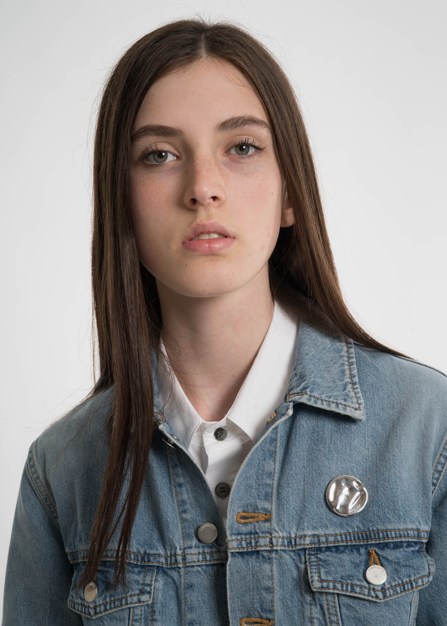 Silver Medium Generic Pin Badge - Image 4