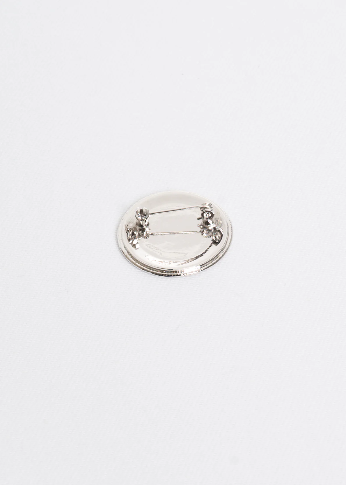 Silver Medium Generic Pin Badge - Image 4