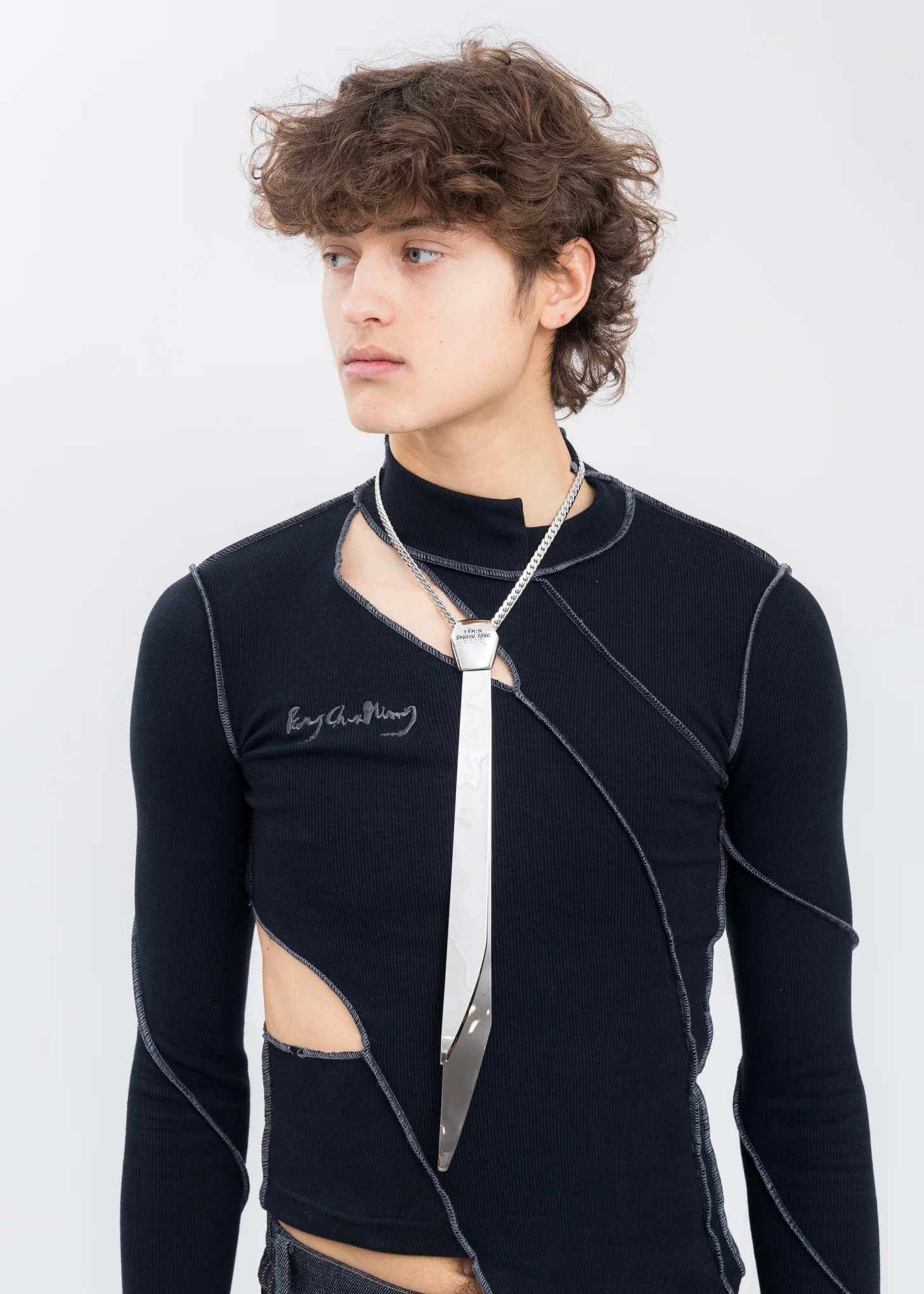 Silver Metal Tie - Image 2