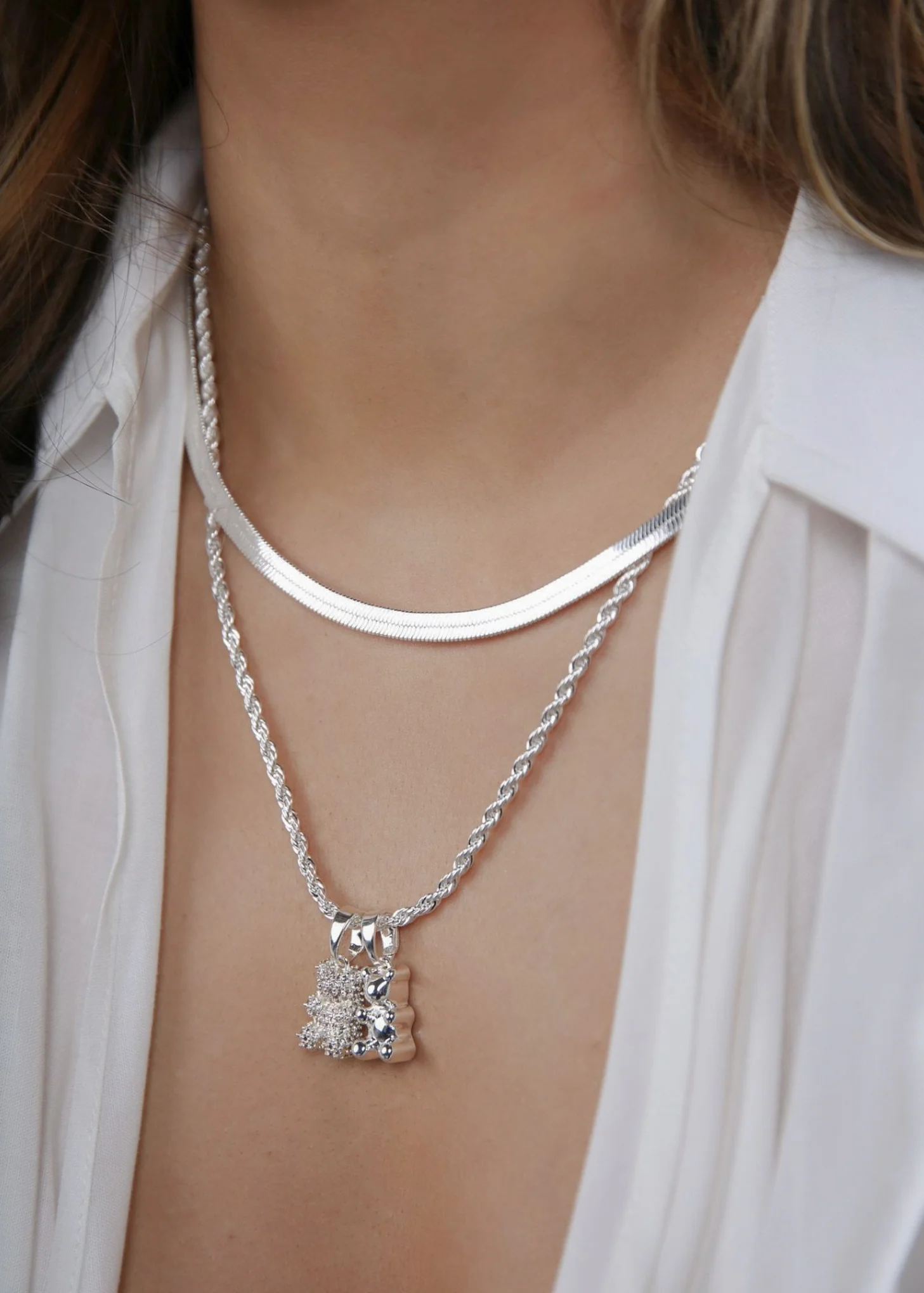 Silver Nostalgia Bear Pendant - Image 4