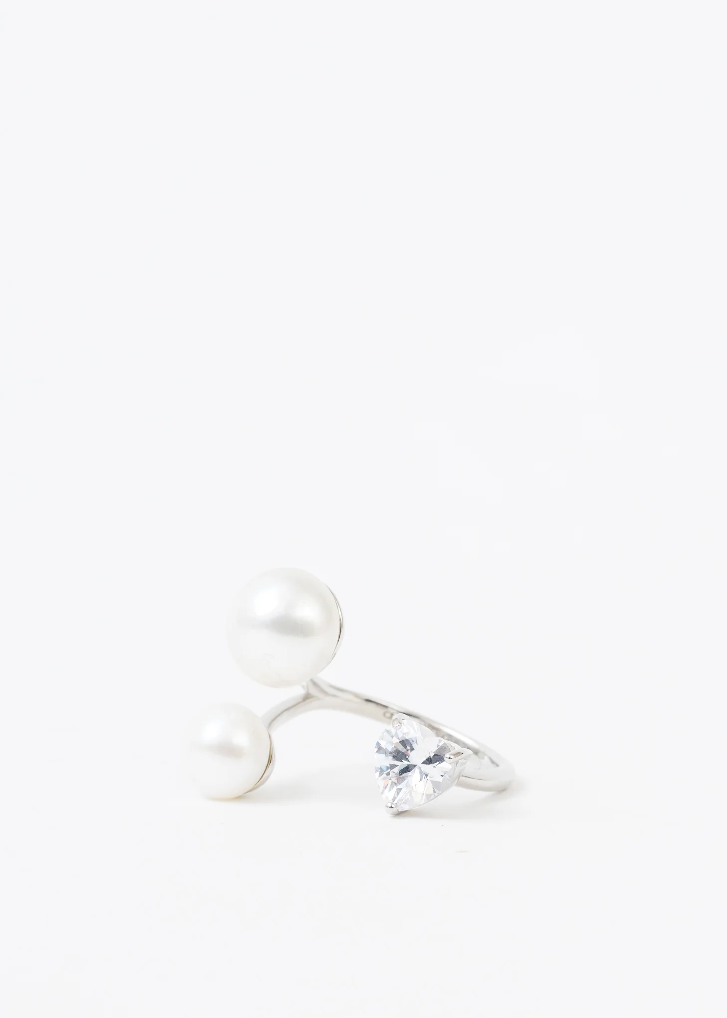 Silver Rhinestone And Double Pearl Ring - Image 3