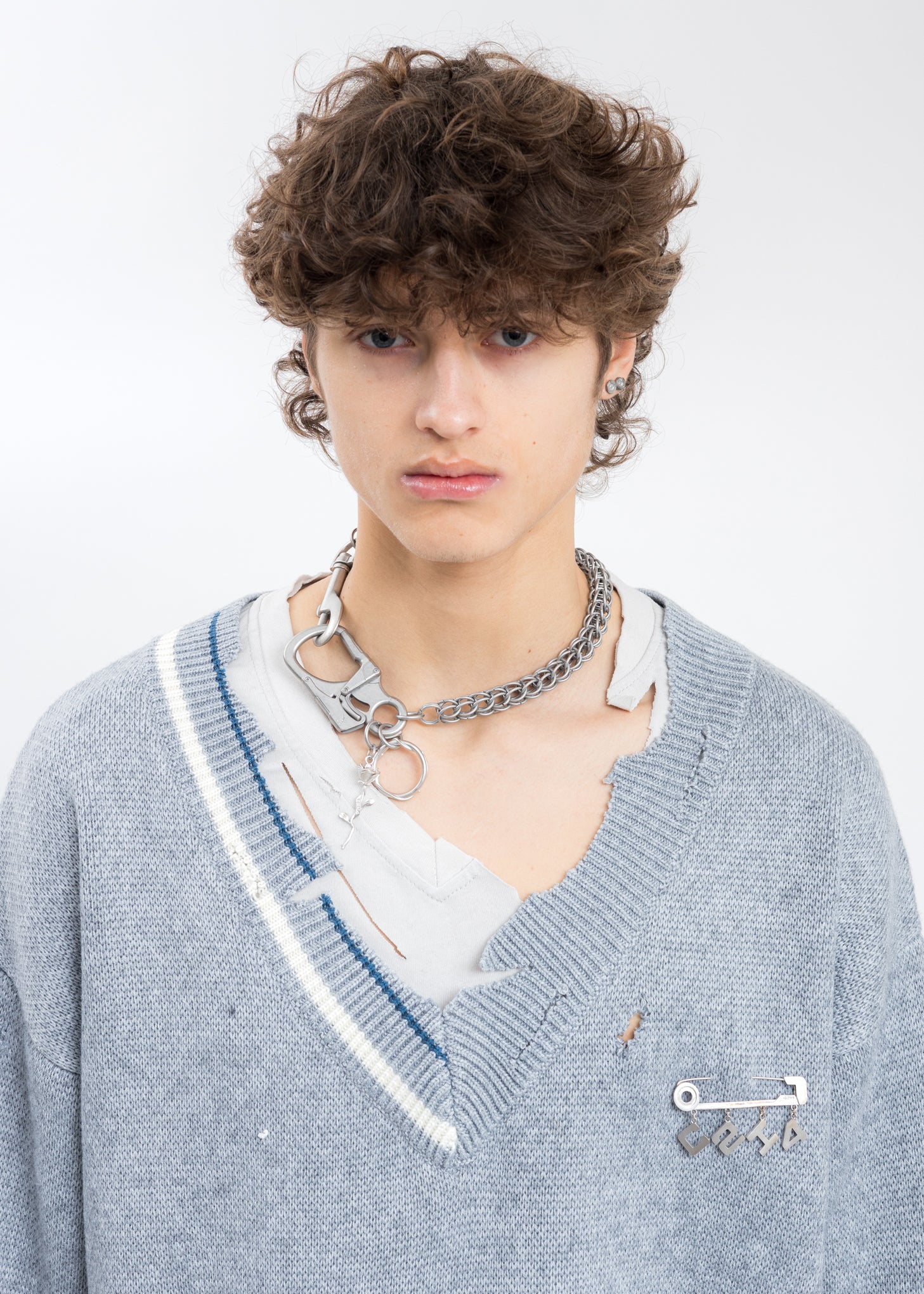 Silver Roses and Thorns Chain - Image 2