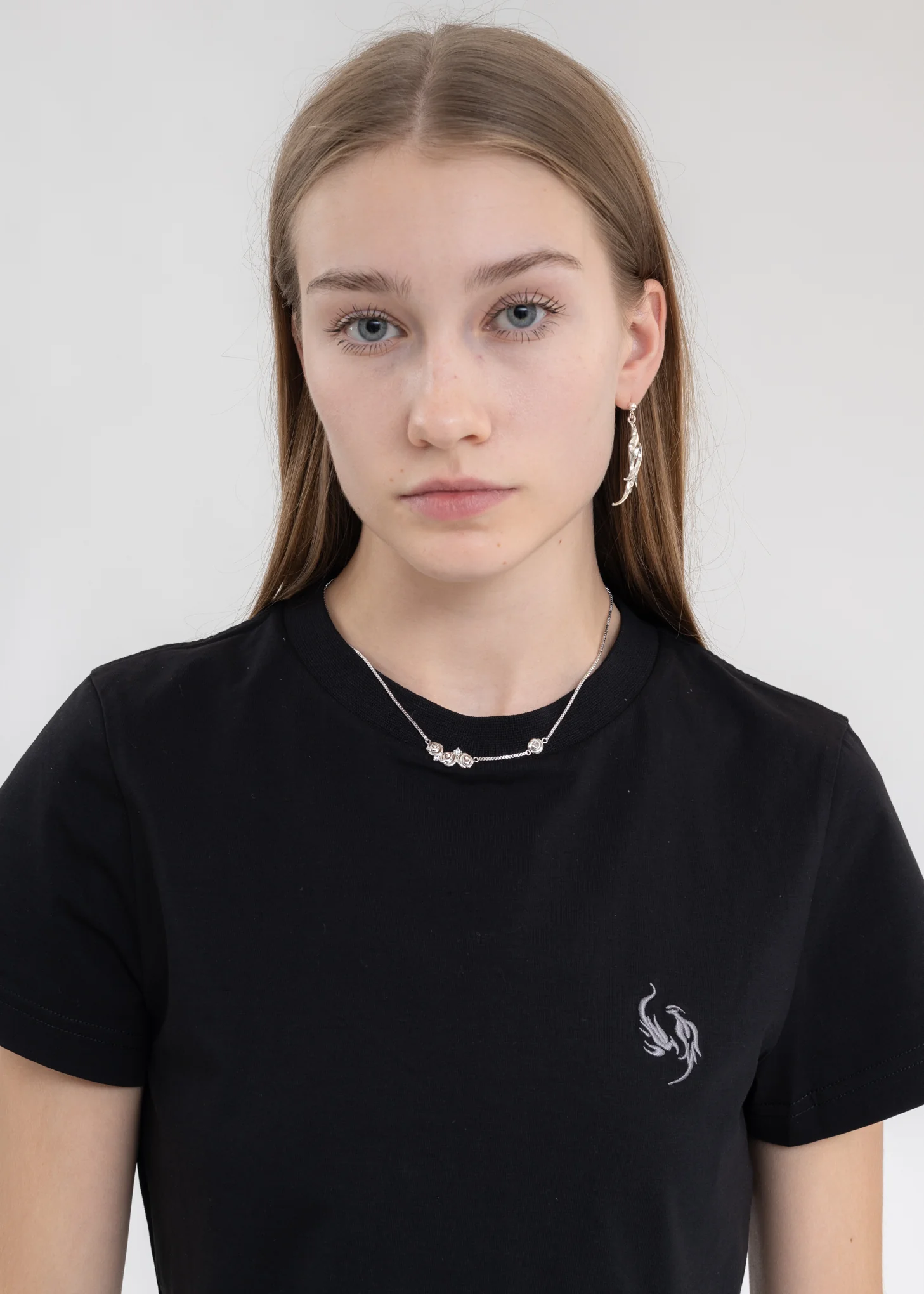 Silver Roses Necklace - Image 2