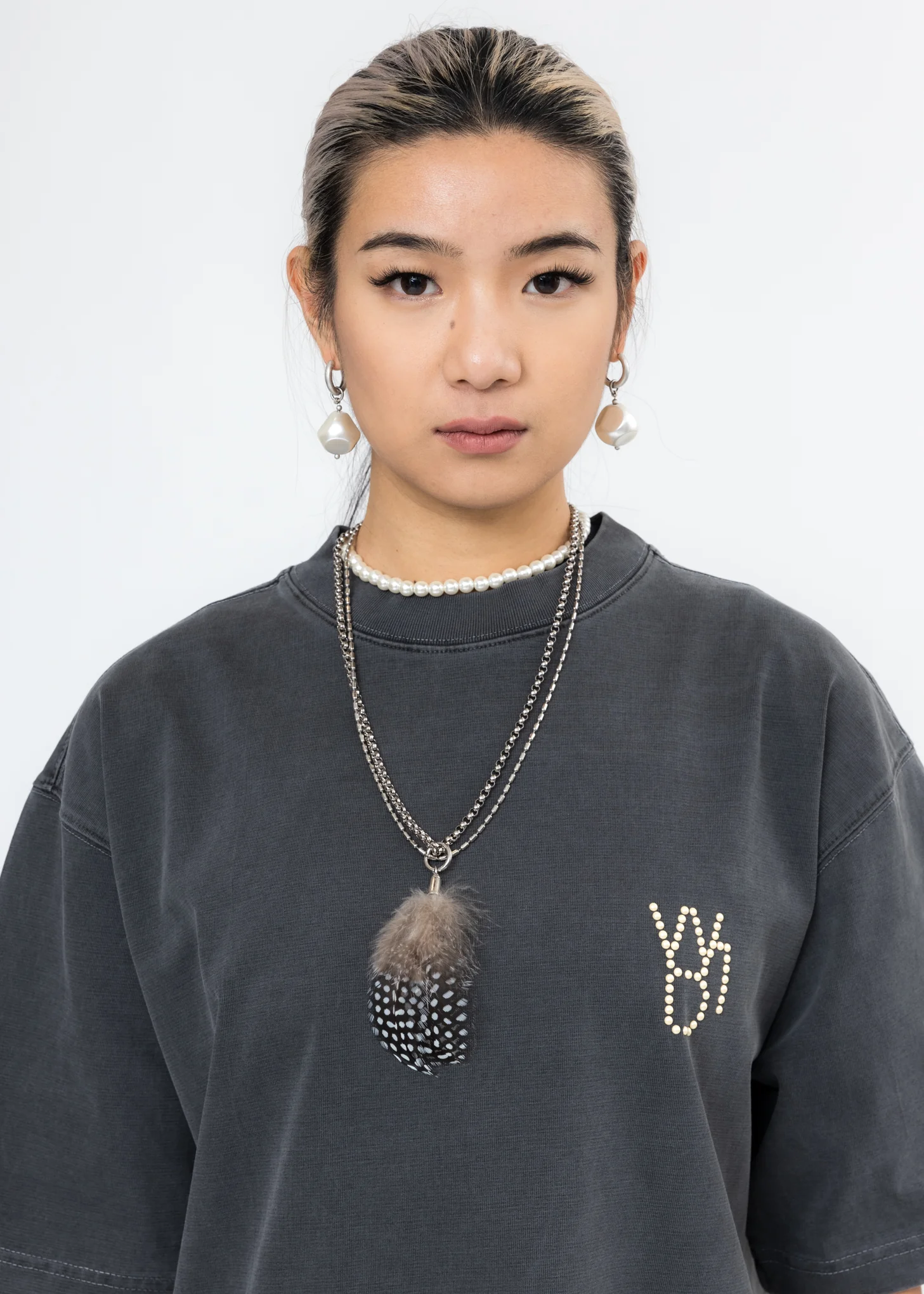 Silver Short Feather Necklace - Image 2