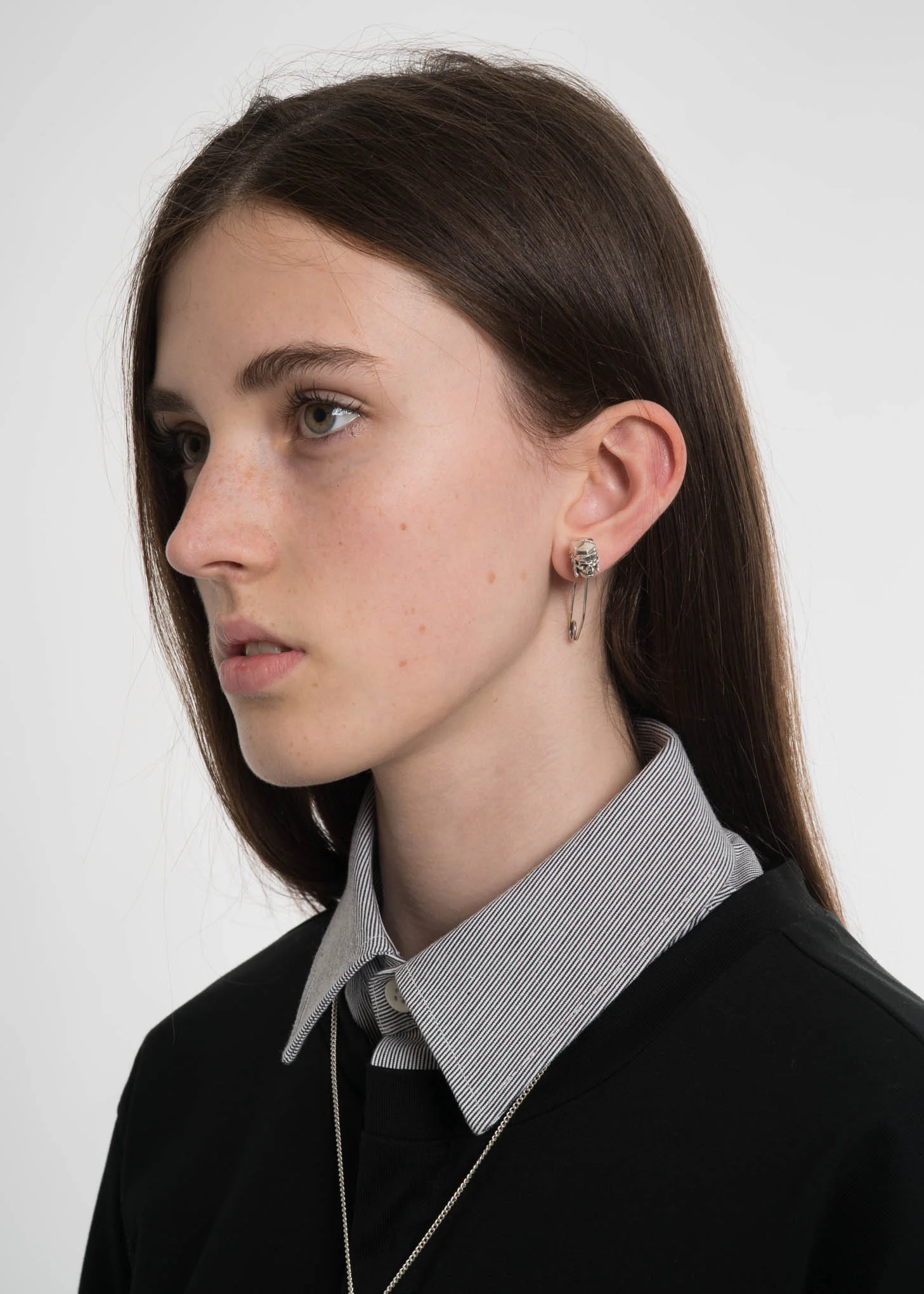 Silver Skater Skull Earring