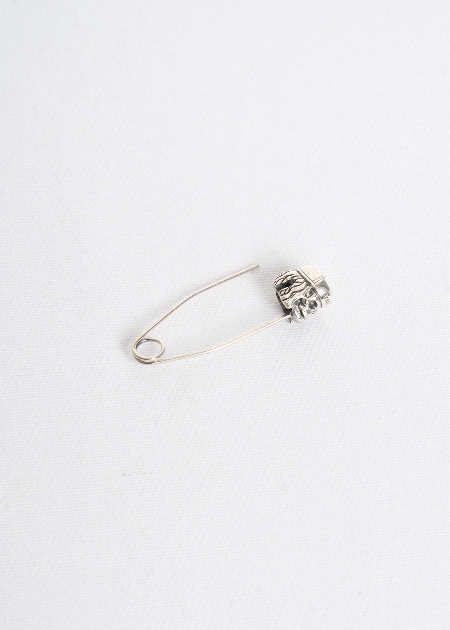 Silver Skater Skull Earring - Image 2