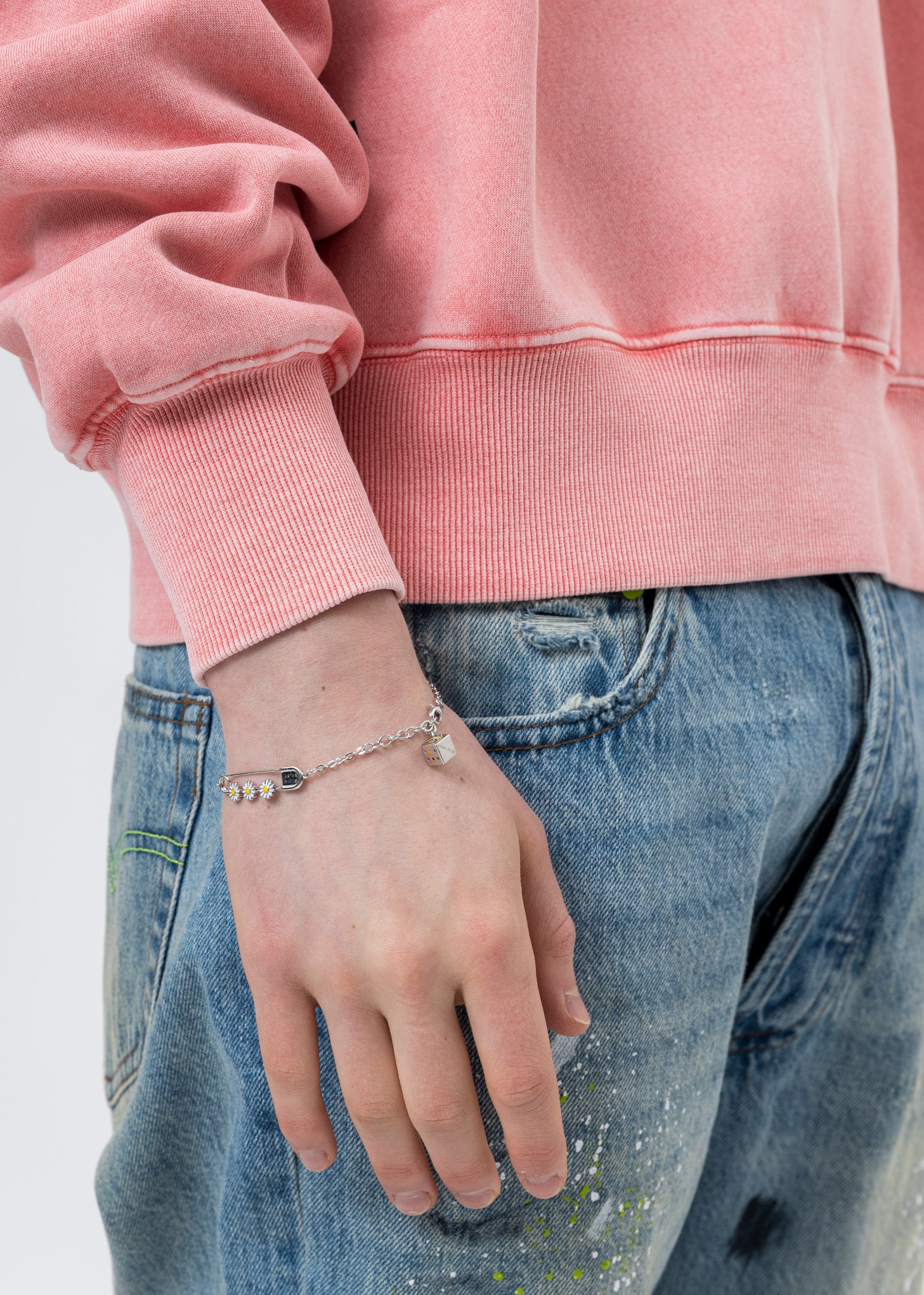 Silver Smile Face Daisy Bracelet - Image 5