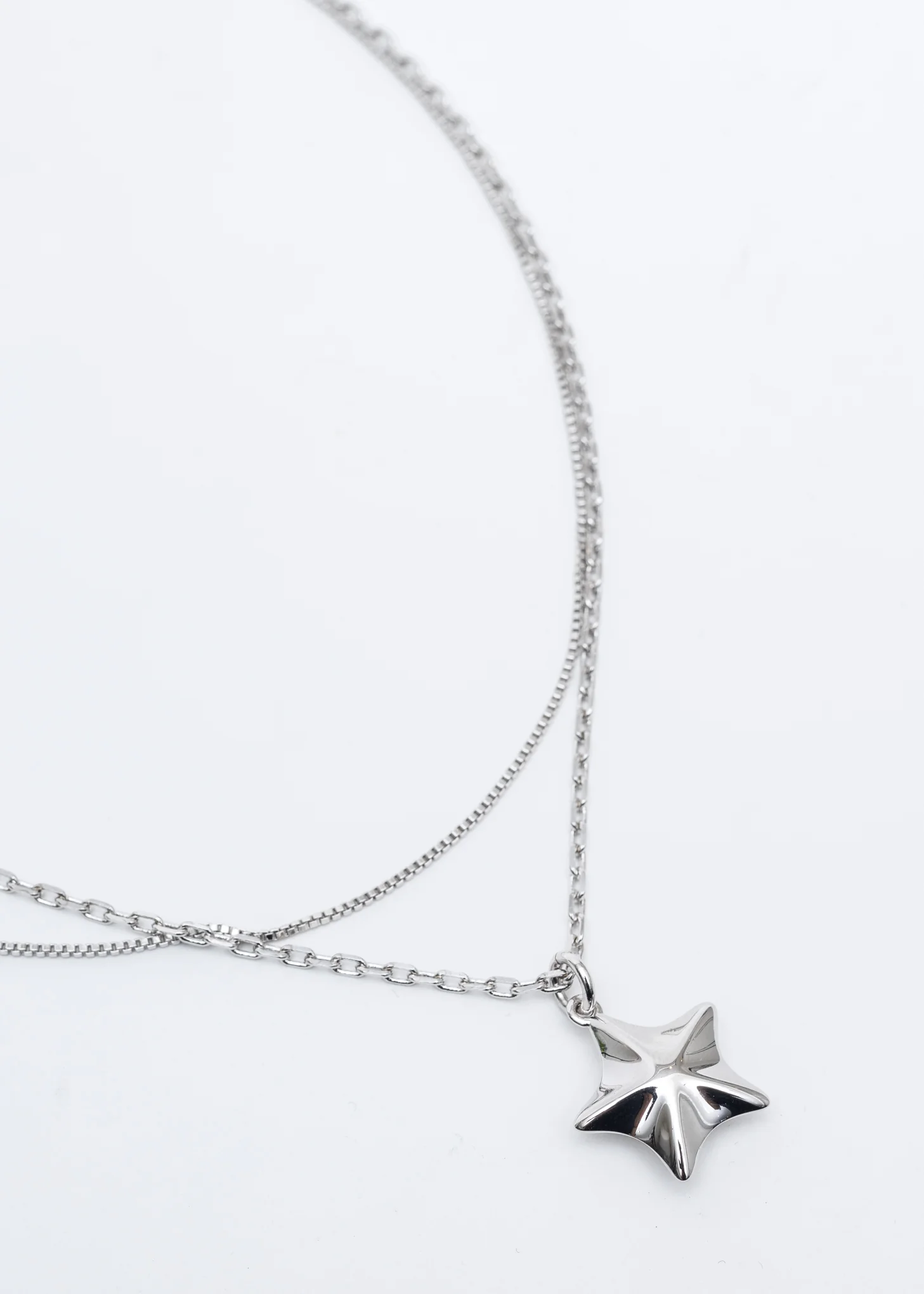 Silver Star Necklace Set