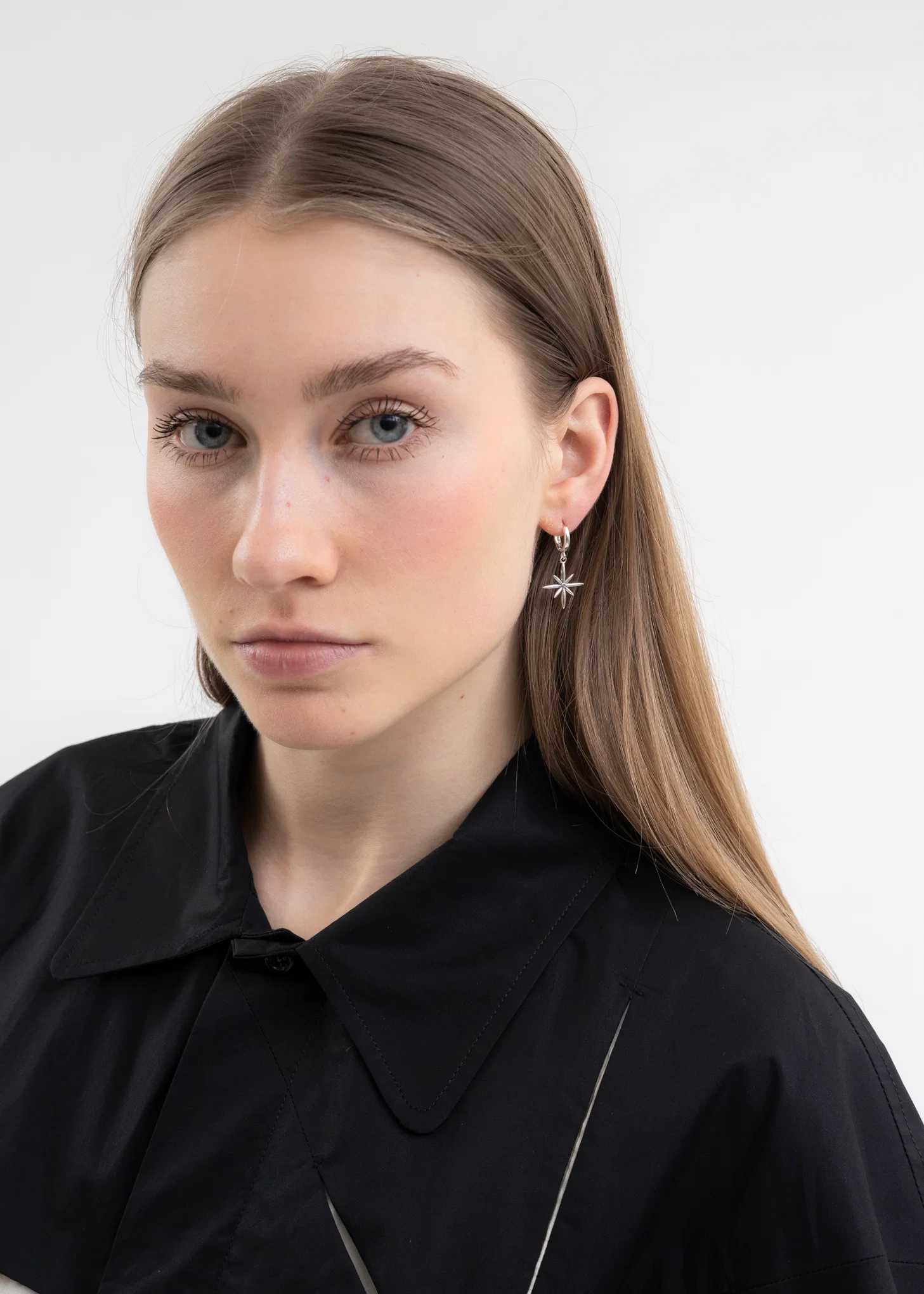 SILVER STARFLOWER EARRING - Image 2