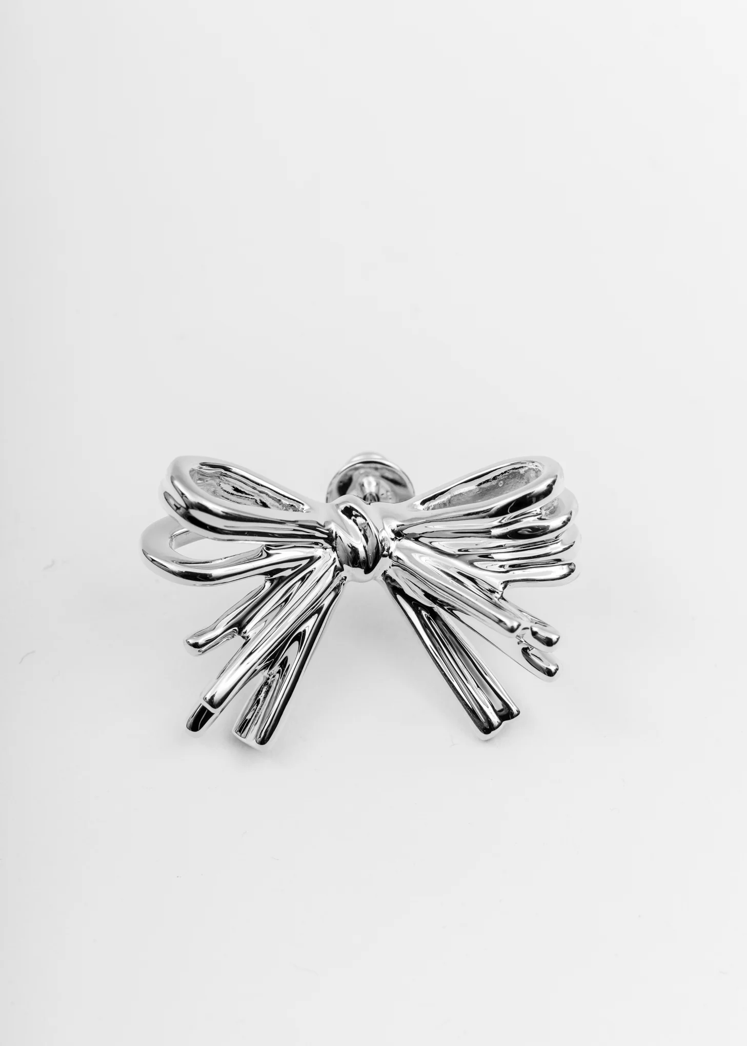 Silver Straw Bow Earring