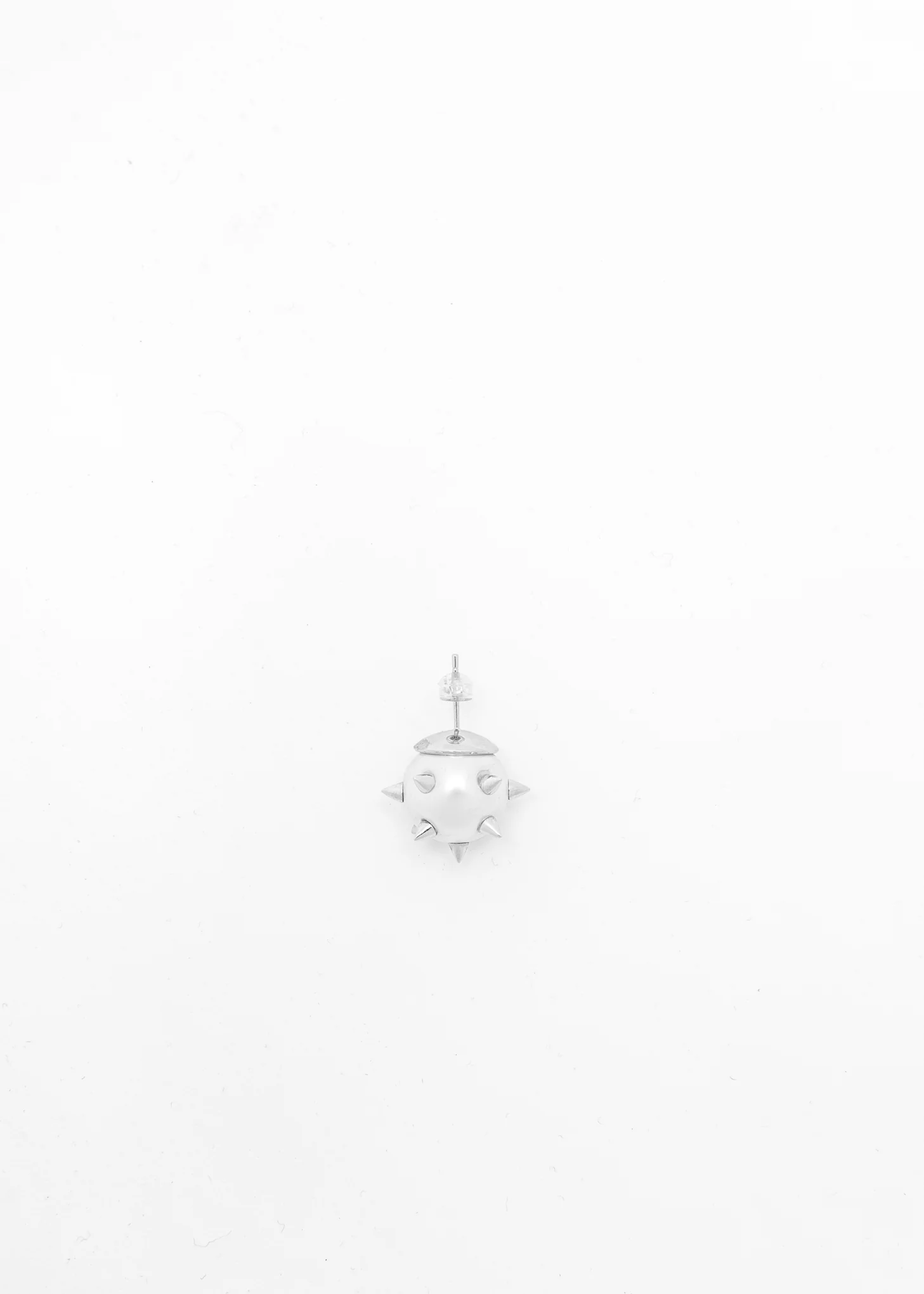 Silver Studded Pearl Earring (Single)