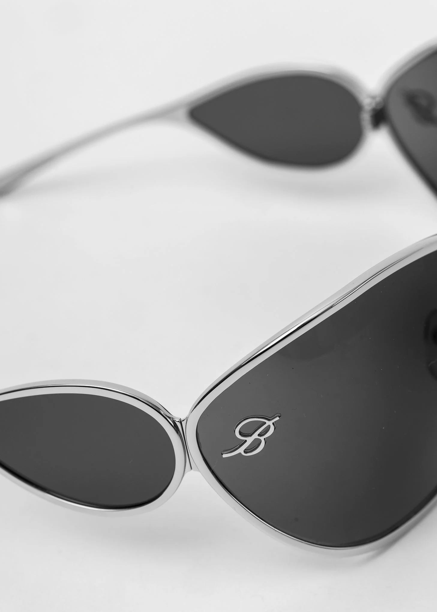 SILVER SUNGLASSES - Image 7