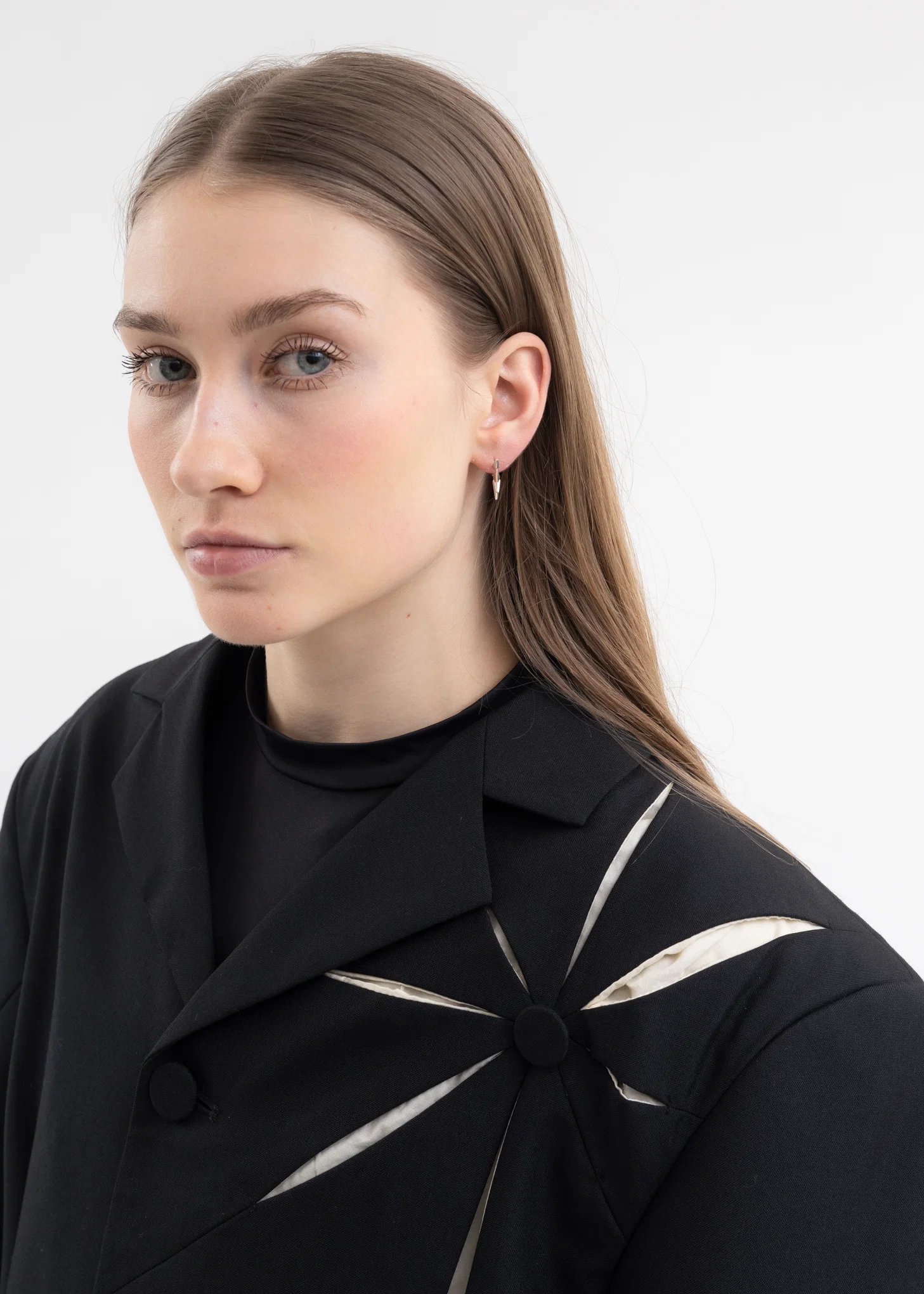 SILVER THORN EARRING - Image 4