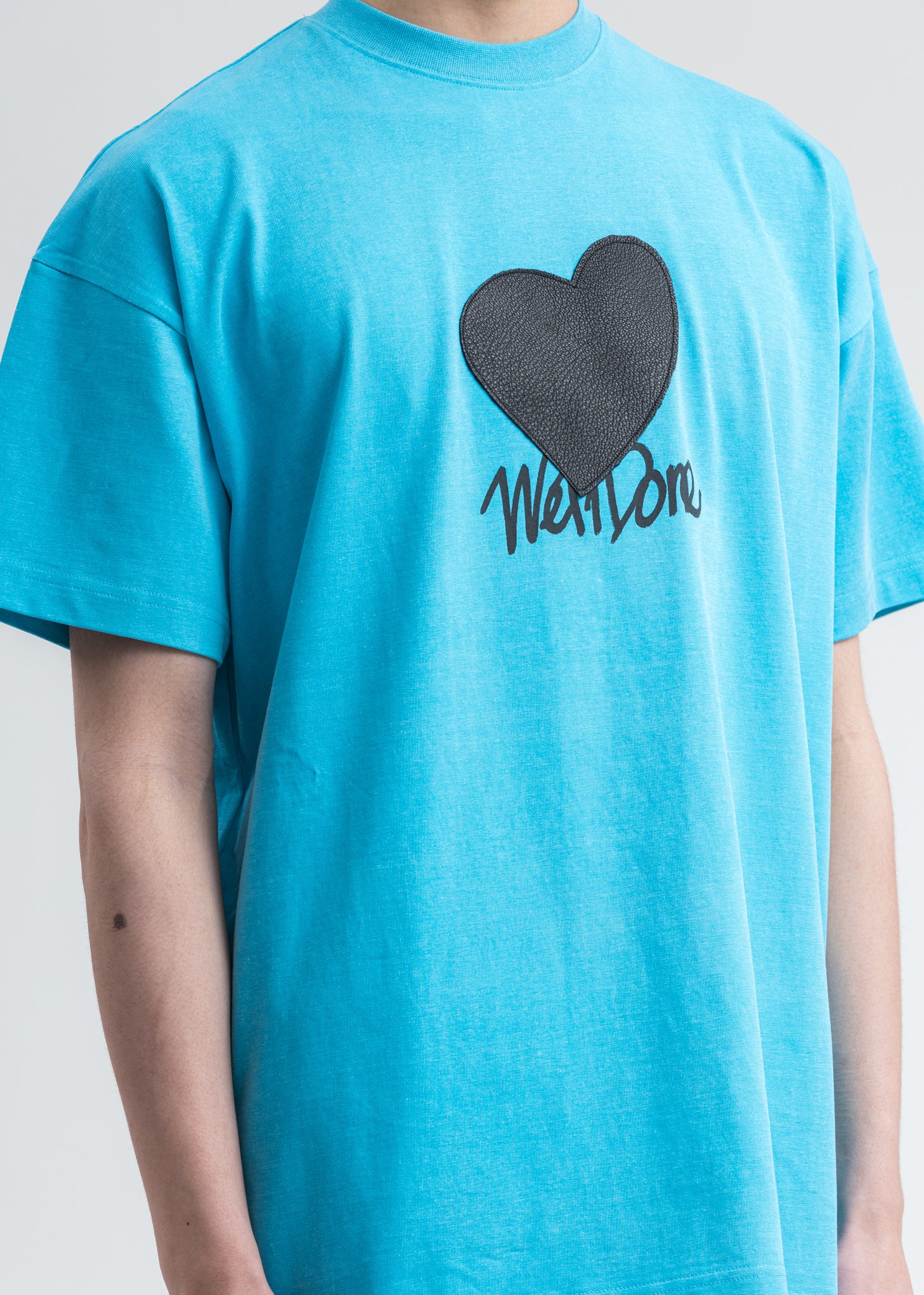Sky Color Heart Patch We11done T-Shirt - Image 5