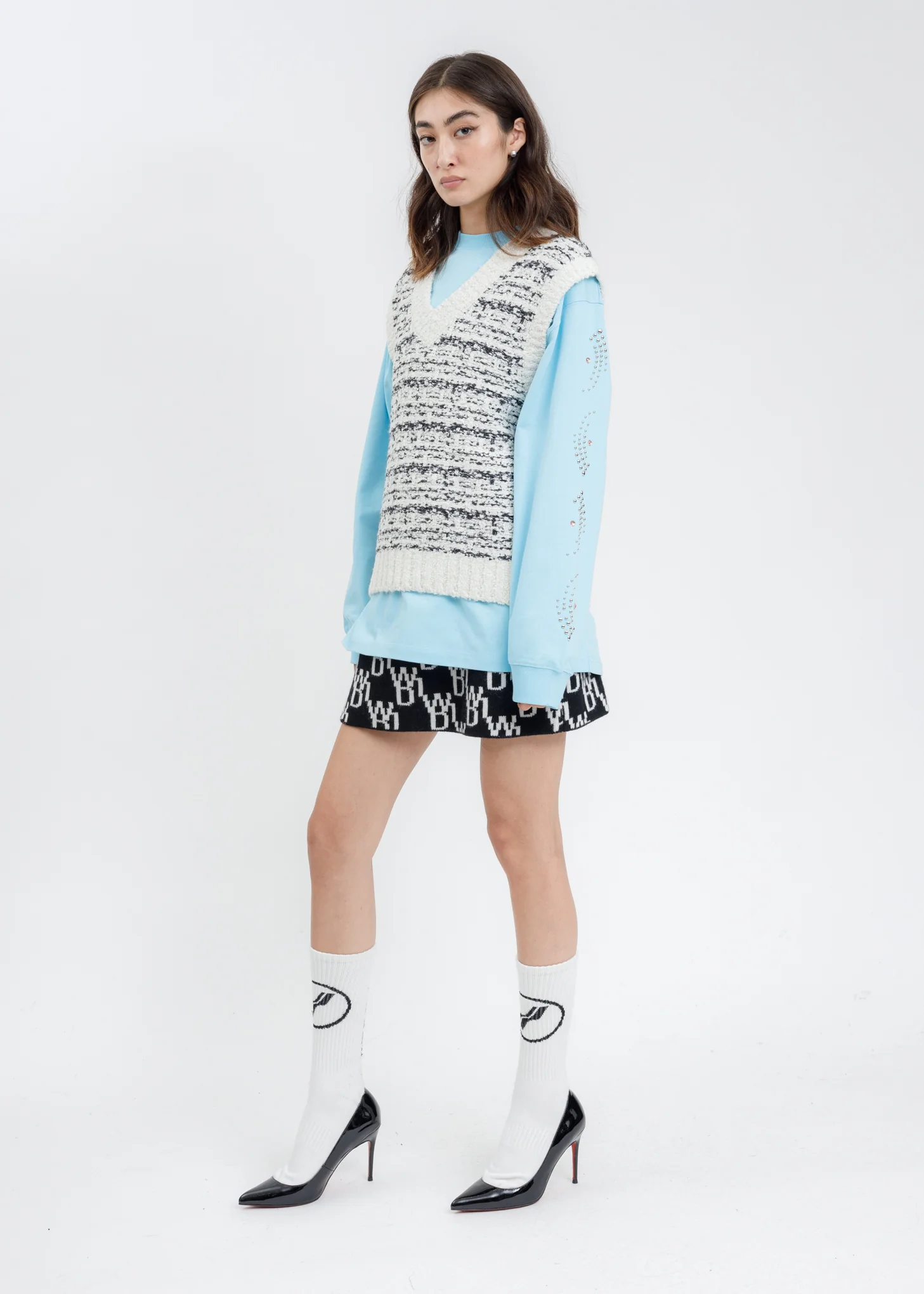 Sky Stud Line Long Sleeves - Image 5