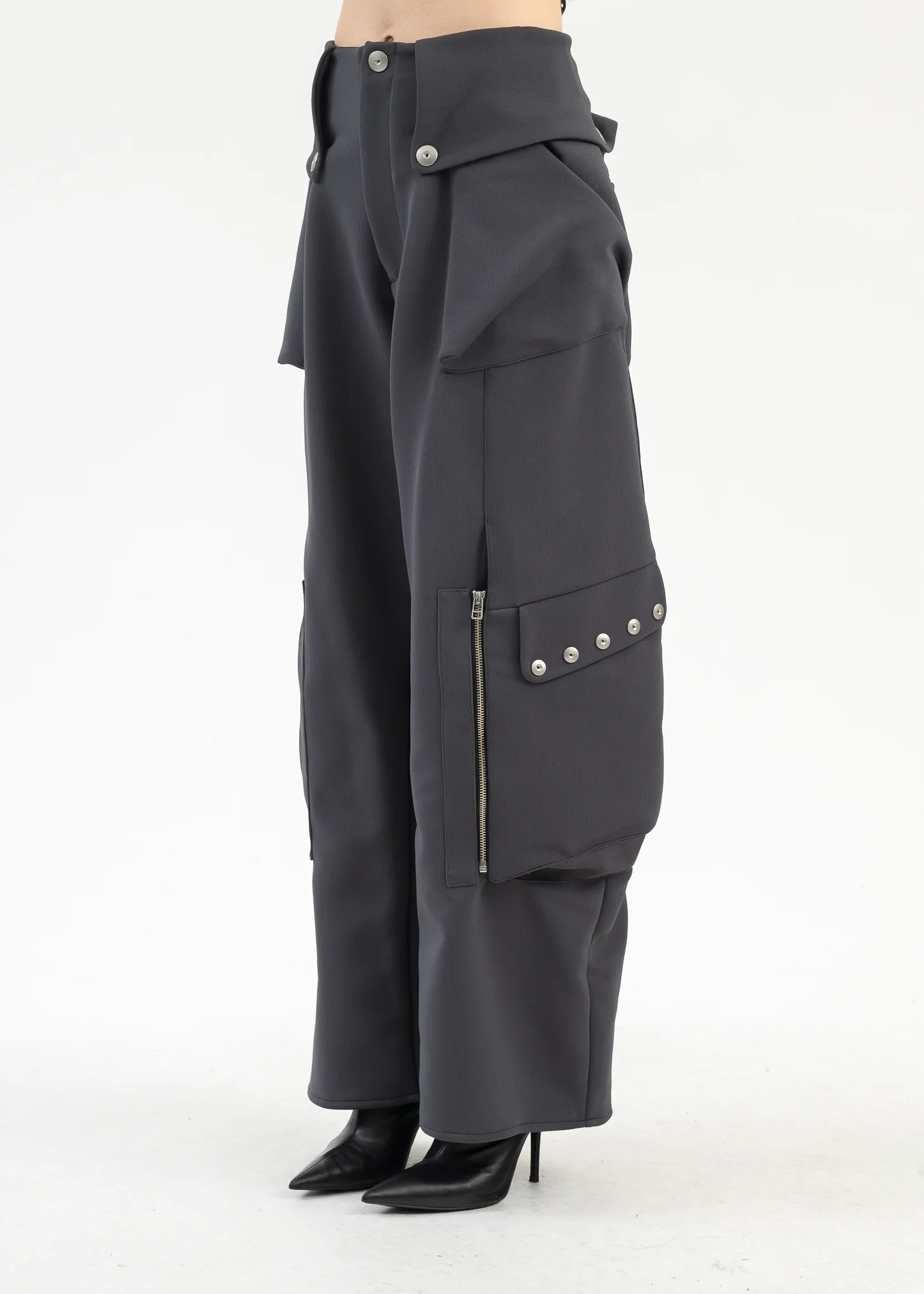 SLATE CARDI KNIT TOTEM CARGO TROUSERS - Image 3