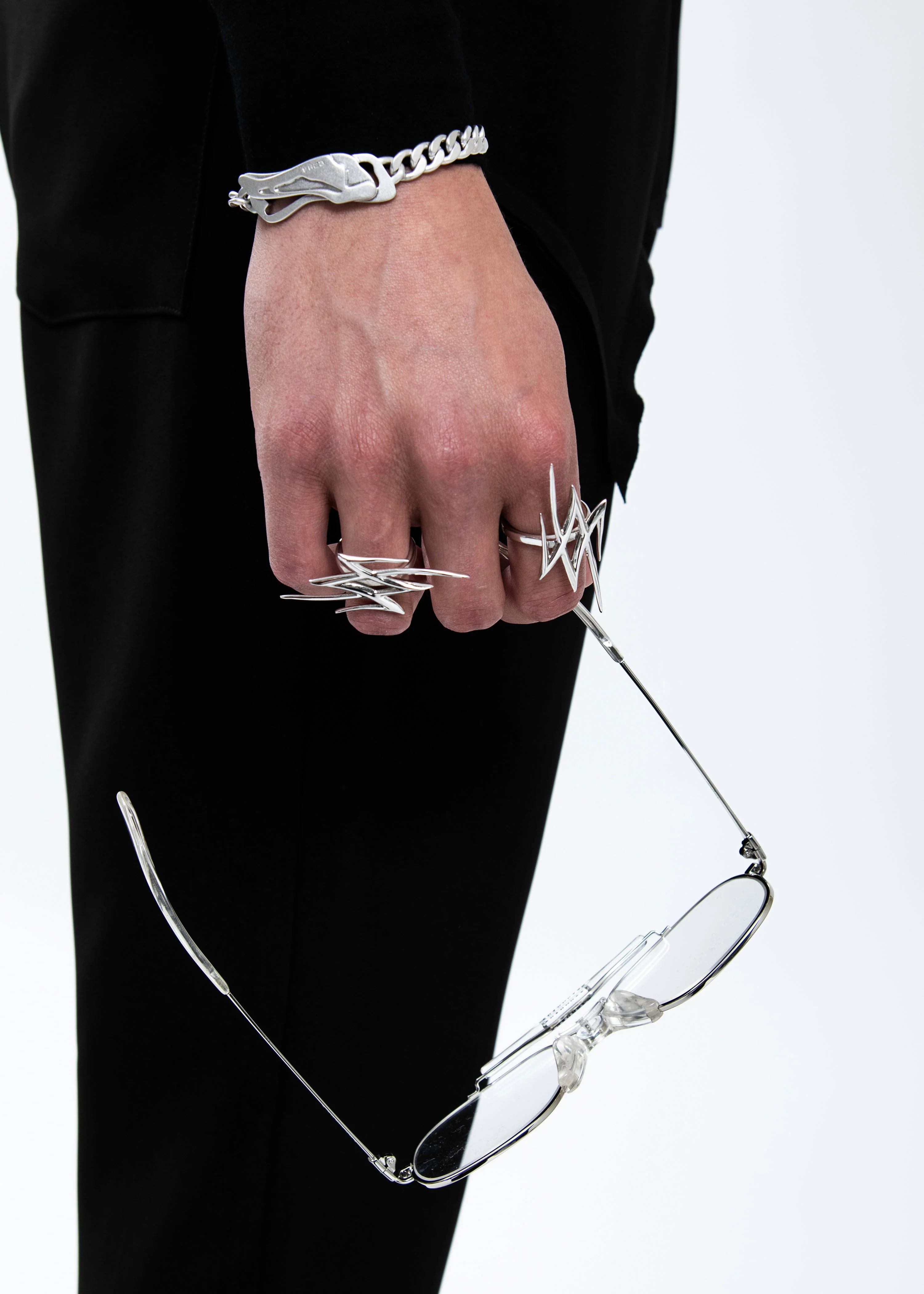 Sliver Aviator Glasses - Image 6