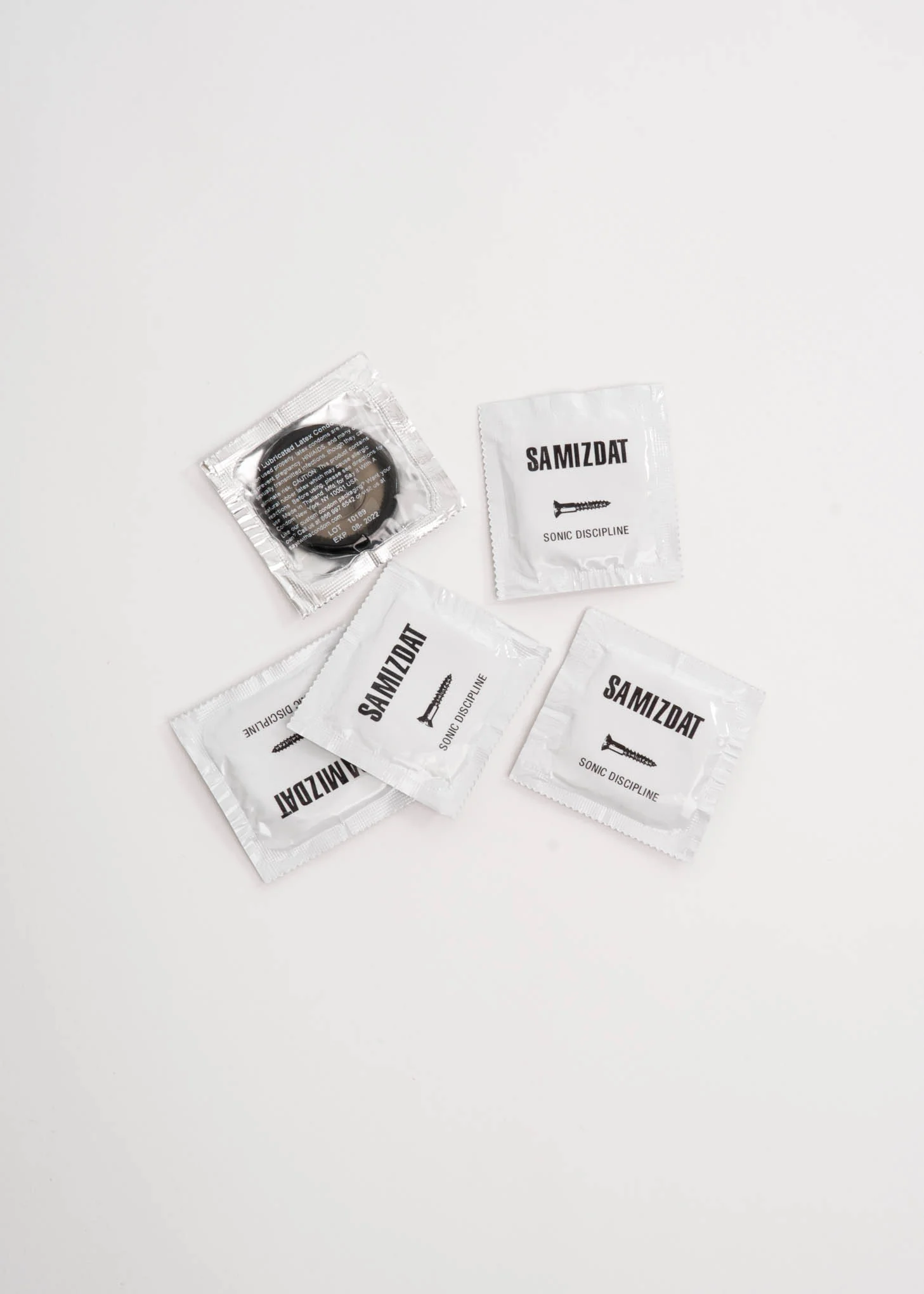 SM051 Samizdat Condoms
