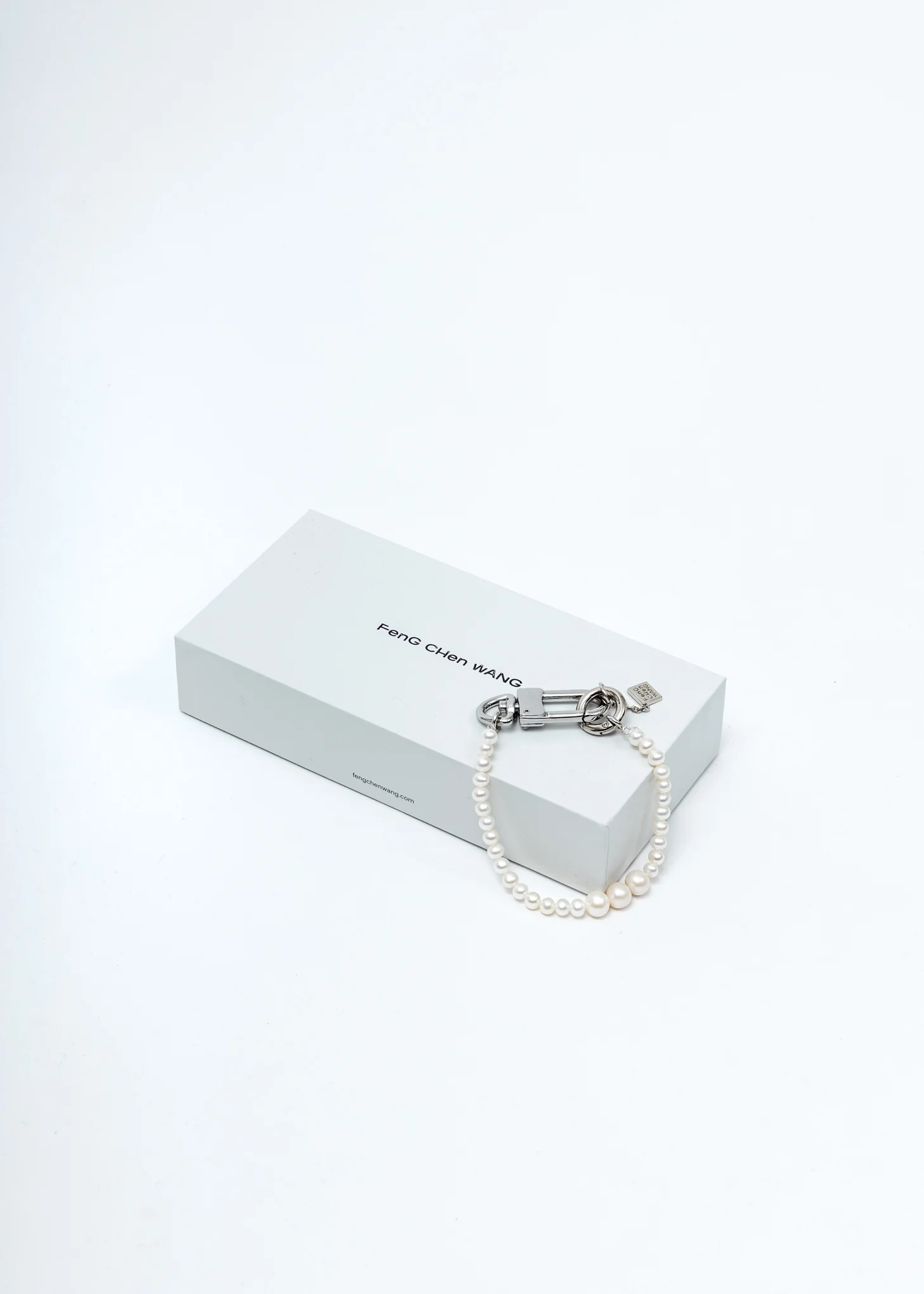 Steel White Pearl Keyring - Image 3