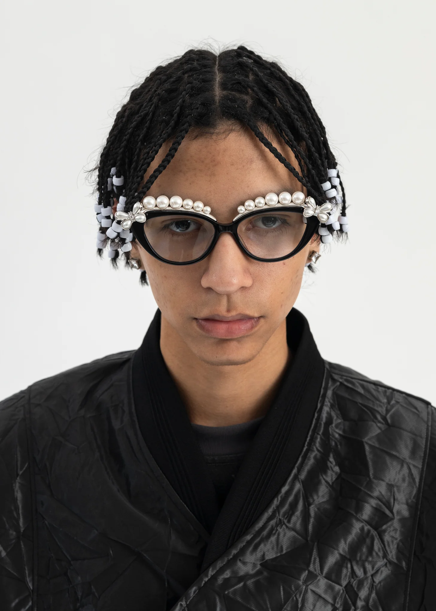 Transparent Pearl Eyebrow  Sunglasses (Plain) - Image 2