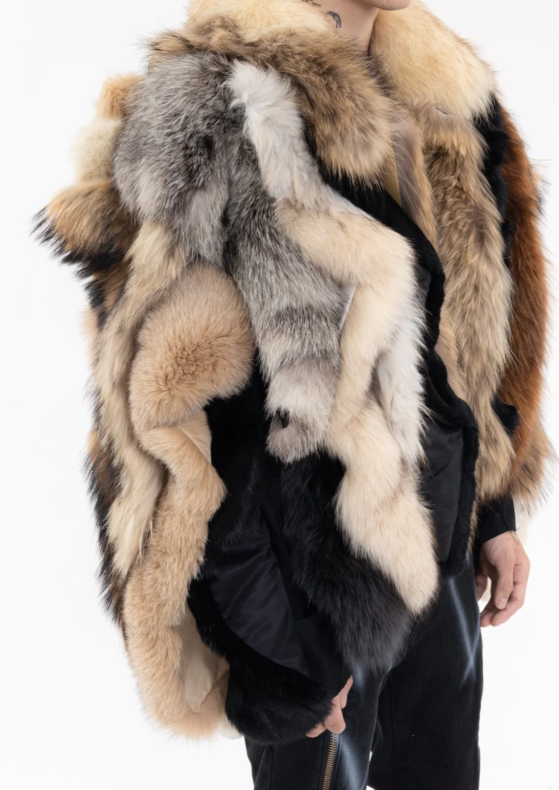 UPCYCLE ASSEMBLE FUR COLLOAR JACKET - Image 8