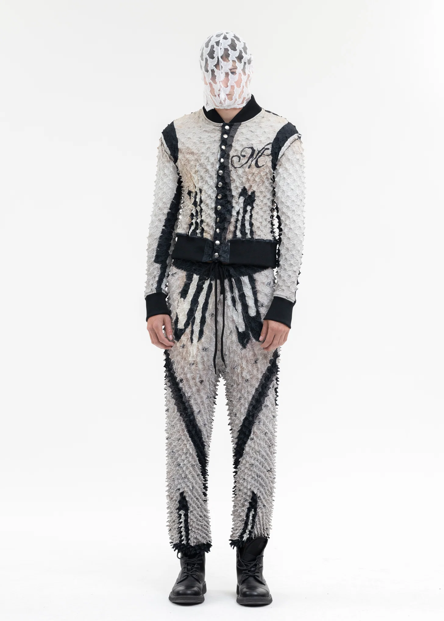 VICTORIAN SPIKY JACKET - Image 6