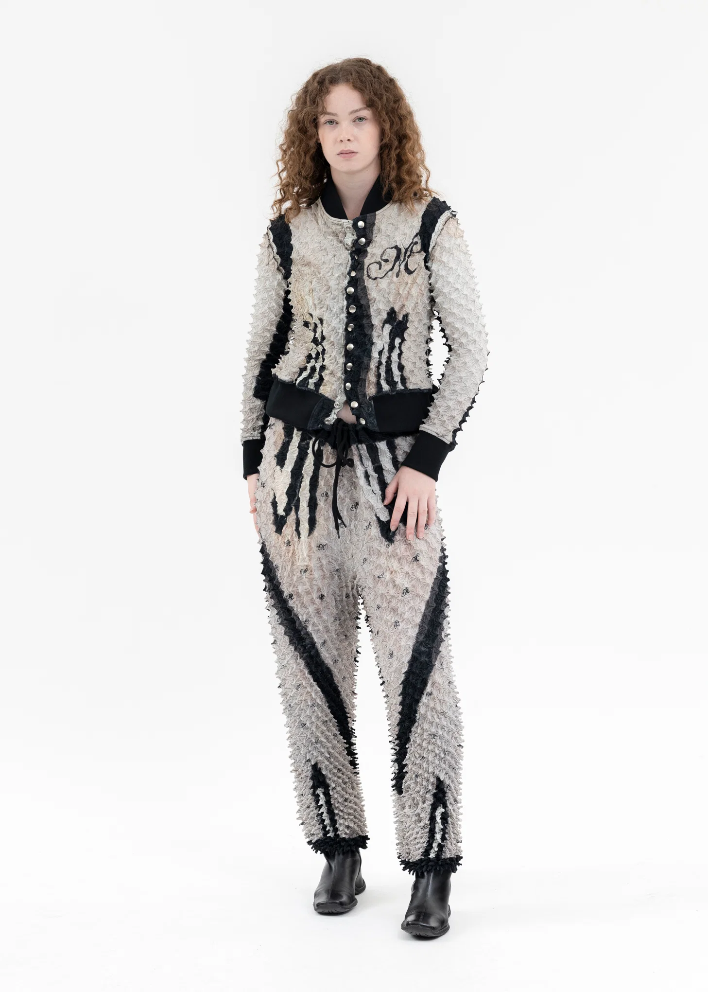 VICTORIAN SPIKY PANTS - Image 6