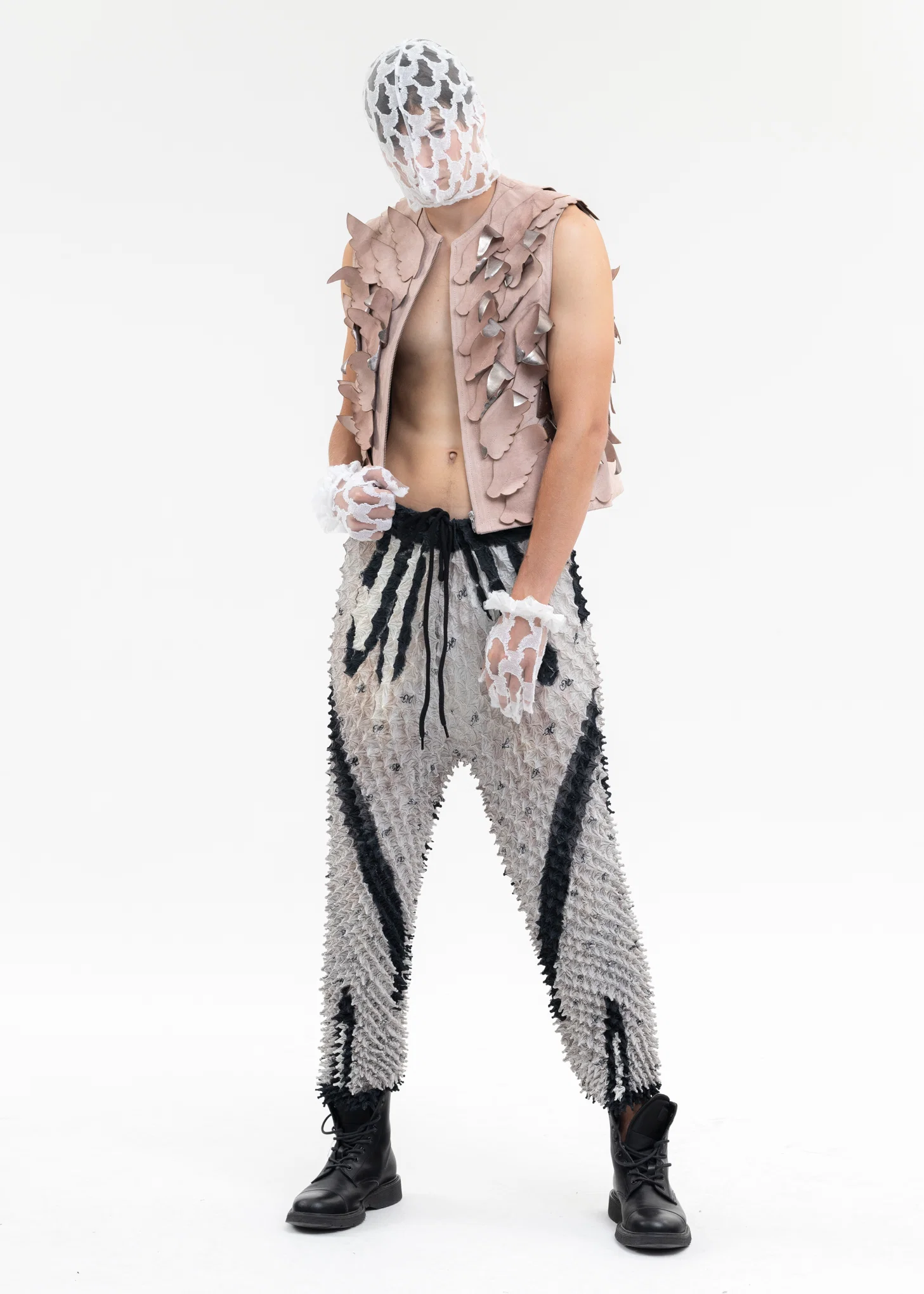 VICTORIAN SPIKY PANTS - Image 7