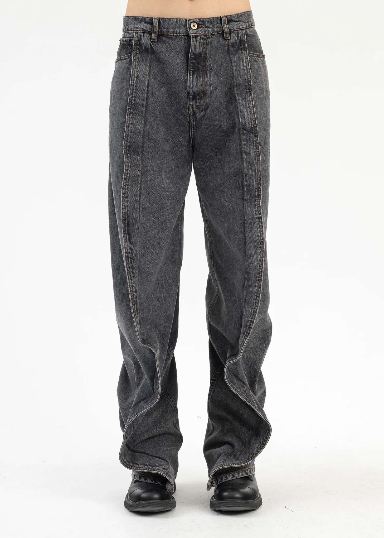 VINTAGE BLACK EVERGREEN BANANA JEANS
