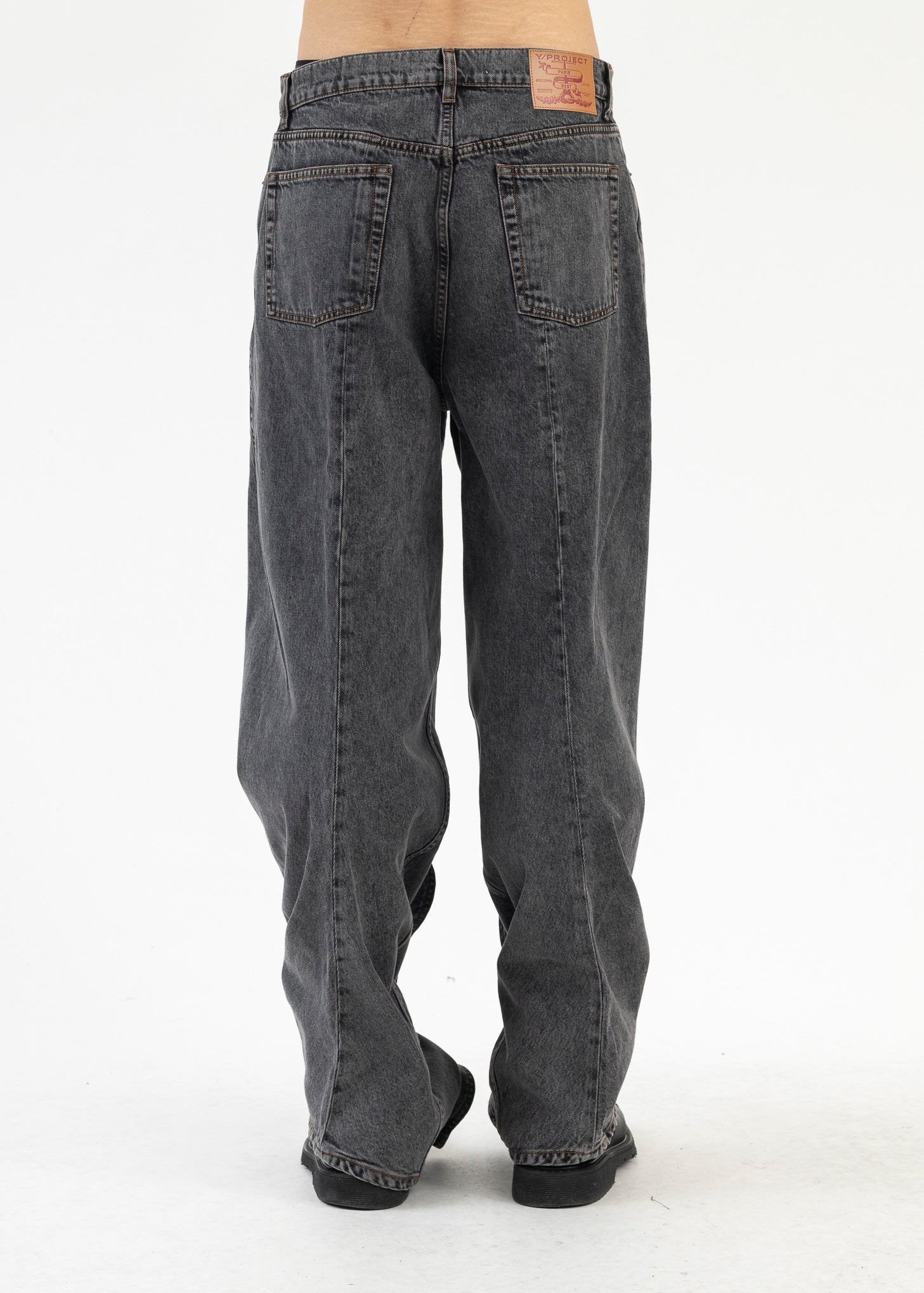 VINTAGE BLACK EVERGREEN BANANA JEANS - Image 5