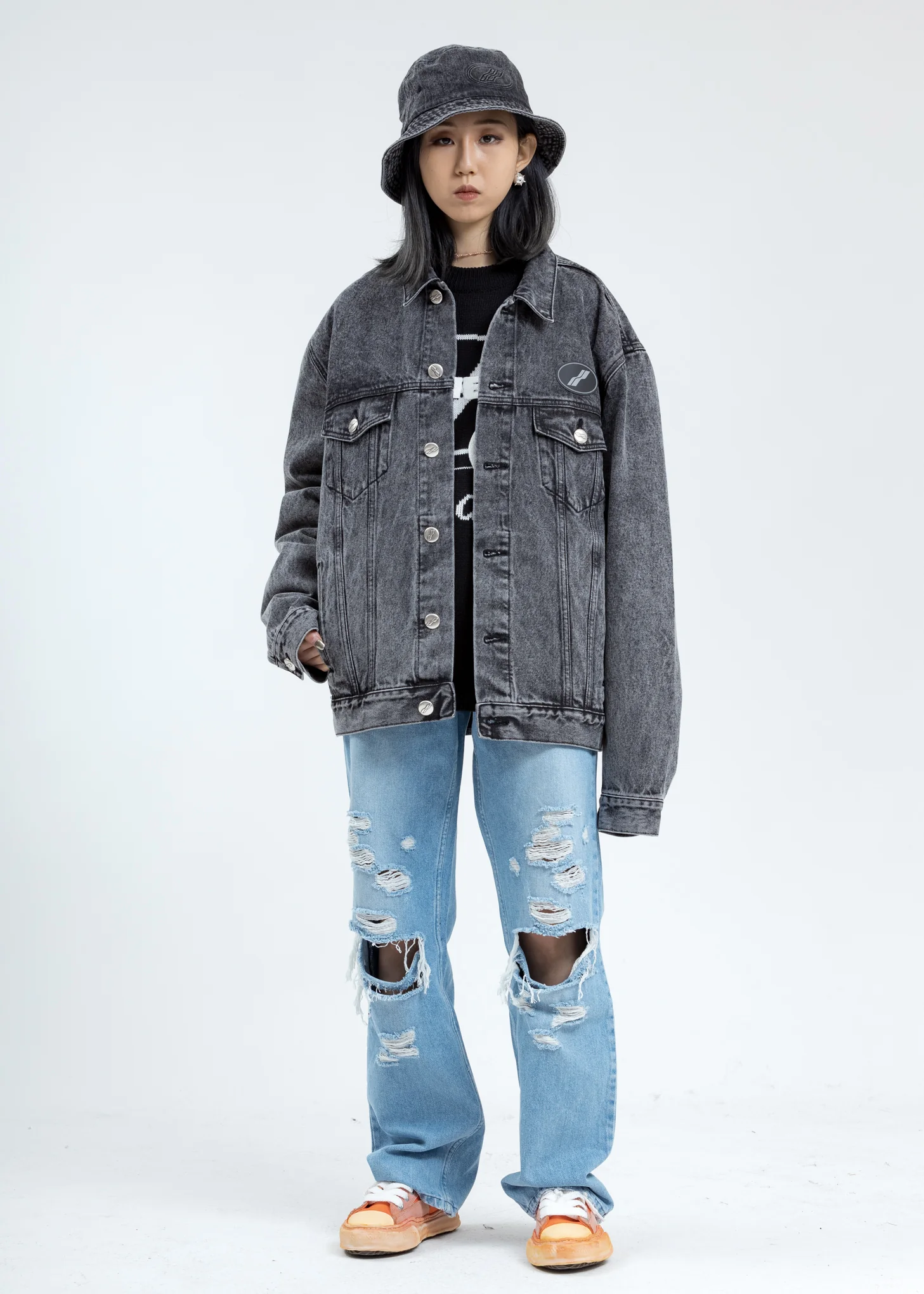 Wash Black WD Logo Embossed Denim Bucket Hat - Image 3