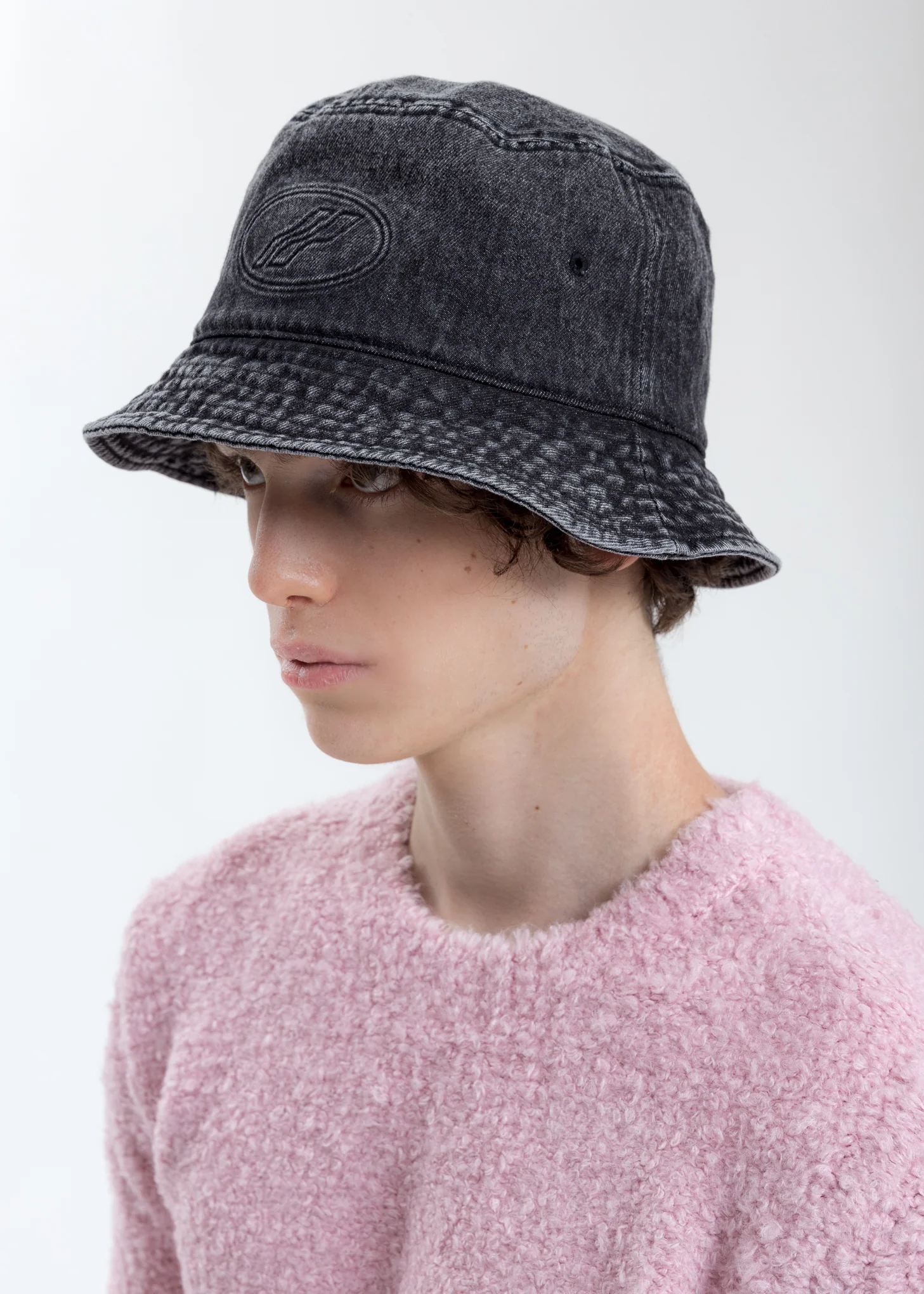 Wash Black WD Logo Embossed Denim Bucket Hat - Image 2