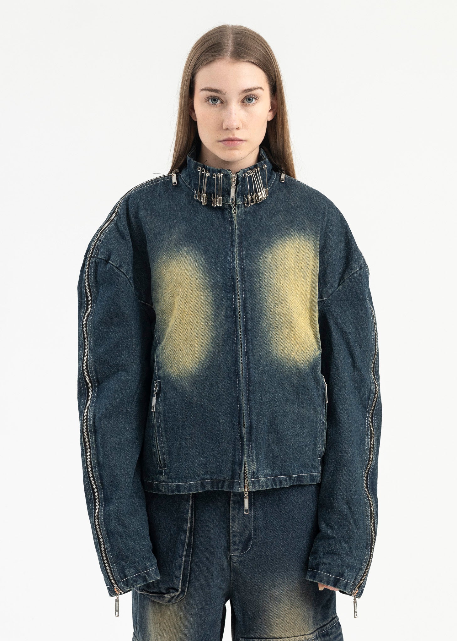 WASH BLUE PINS DENIM JACKET