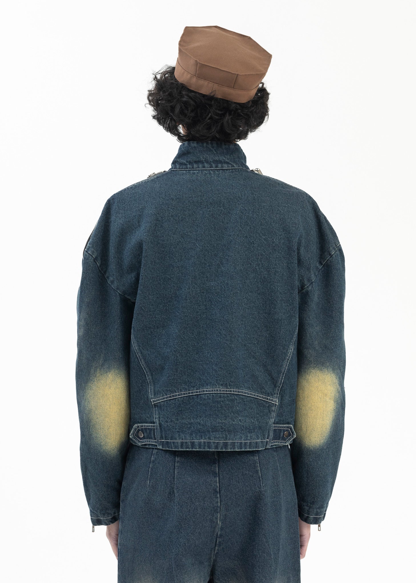 WASH BLUE PINS DENIM JACKET - Image 4