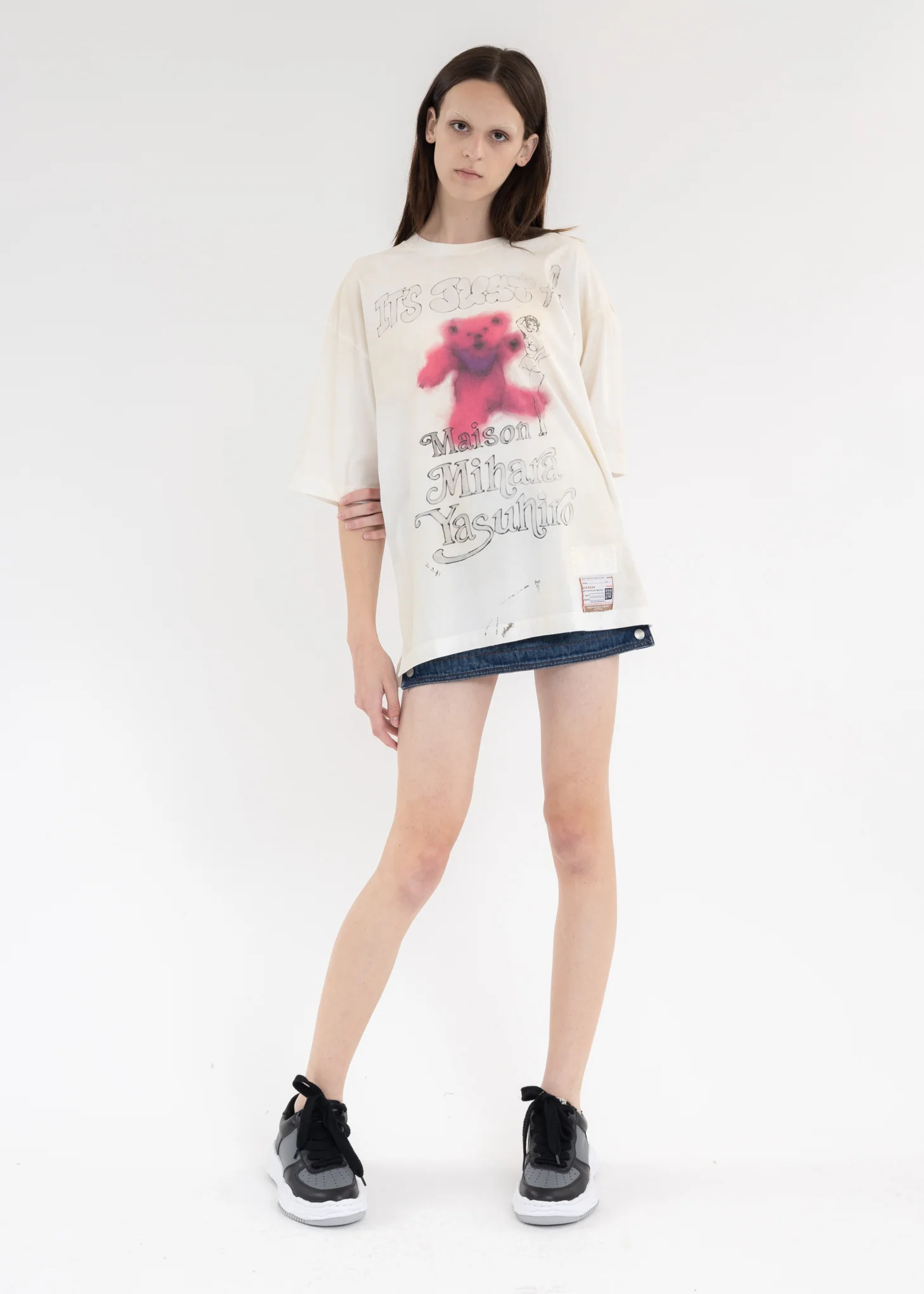 Wash White Distressed Tee - Image 5
