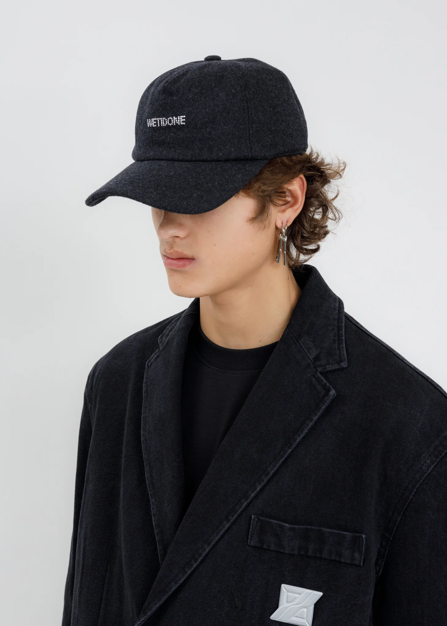 While Logo Padded Flannel Cap - Image 3