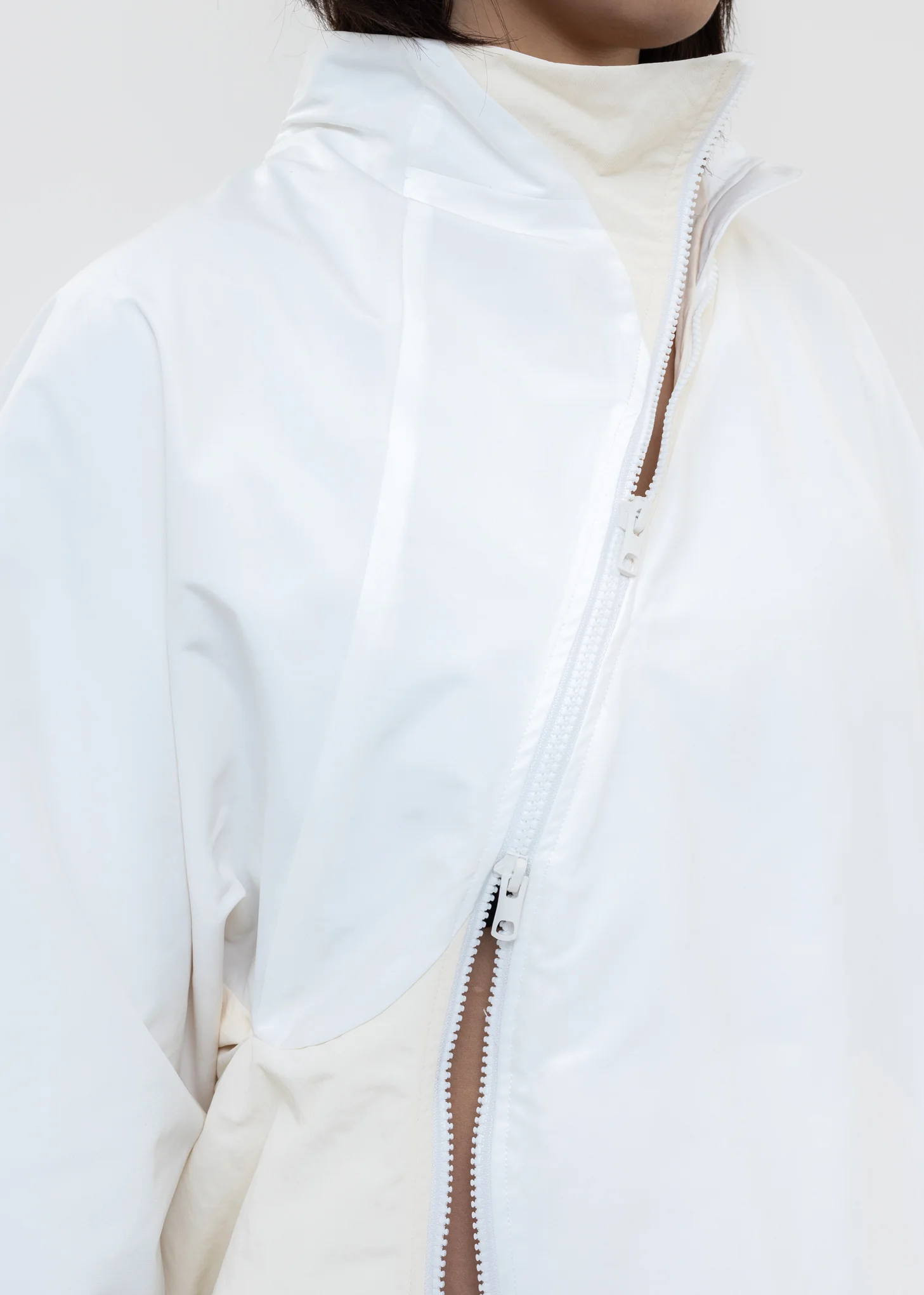 White 4.0+ TECHNICAL JACKET RIGHT - Image 6