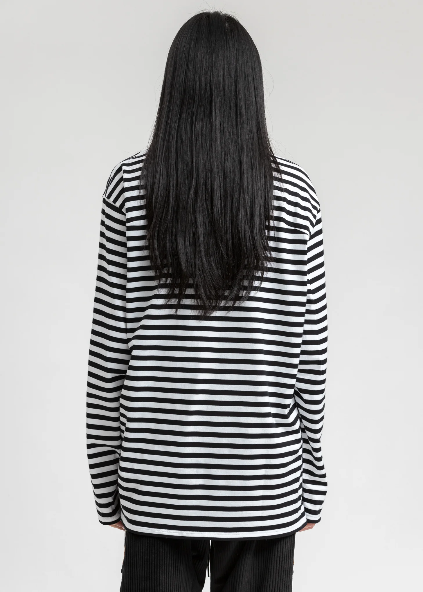 White and Black Happy Balloons Long Sleeve T-Shirt - Image 4
