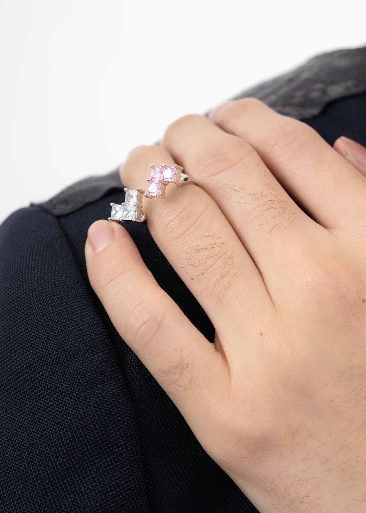 White And Pink Rhinestone Double Hearts Ring - Image 3