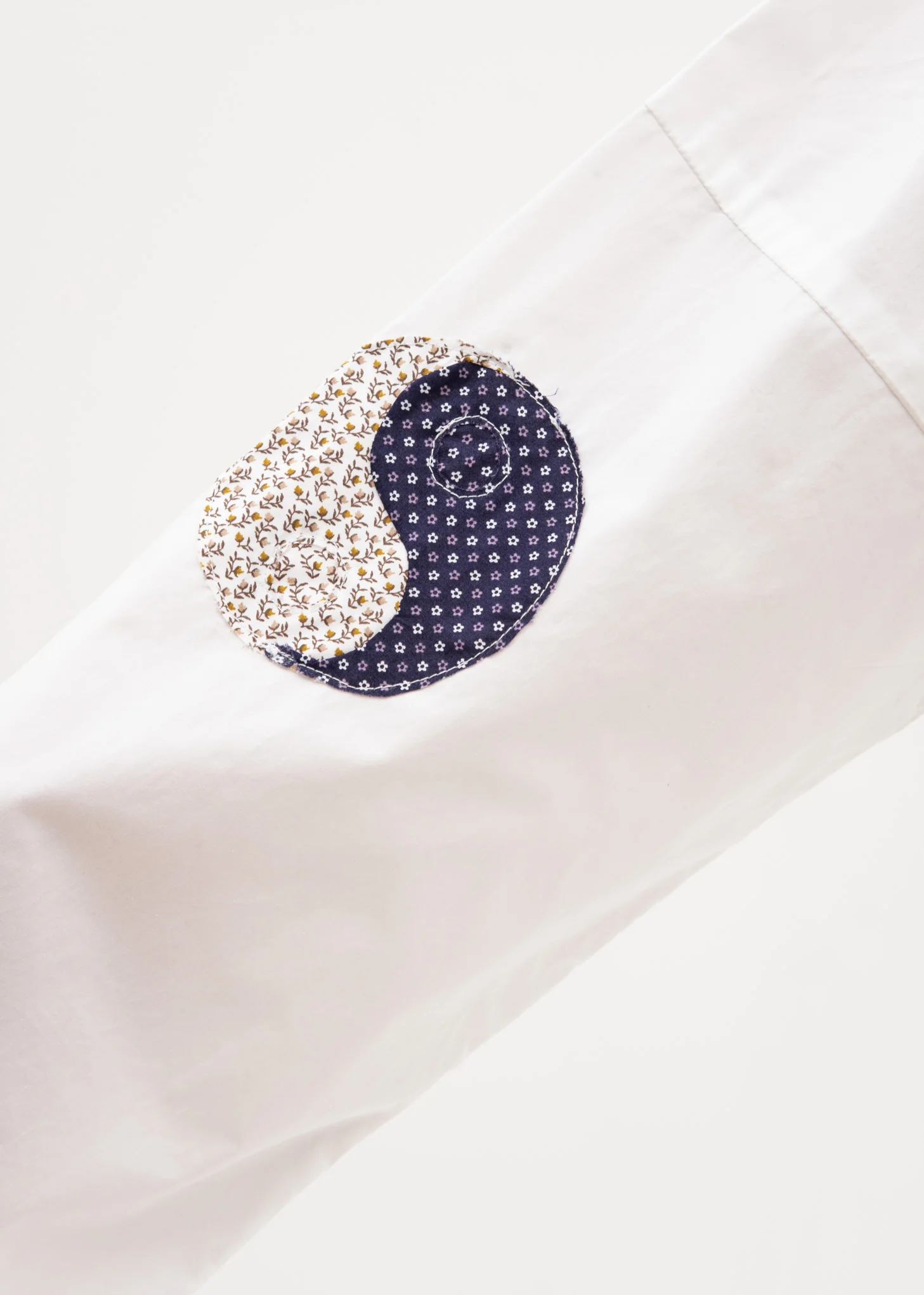 White Beaded Necklace Shirt - Image 6