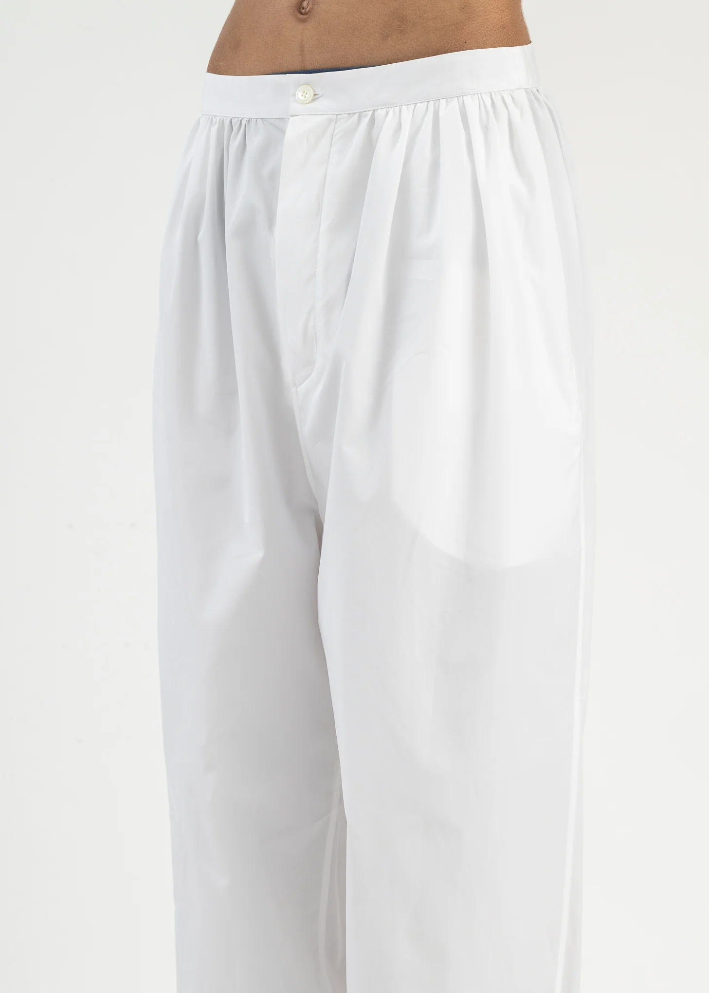 White Trousers - Image 4
