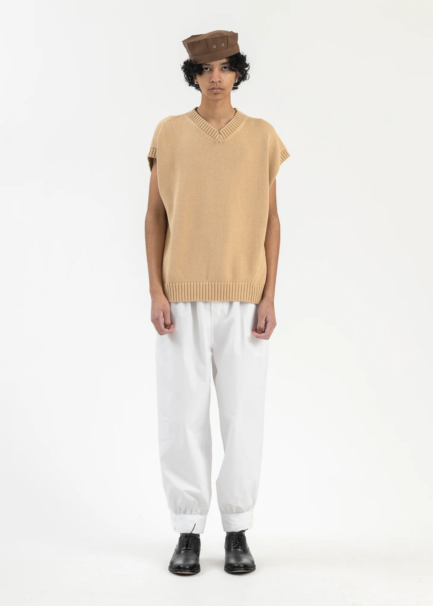 White Trousers - Image 7