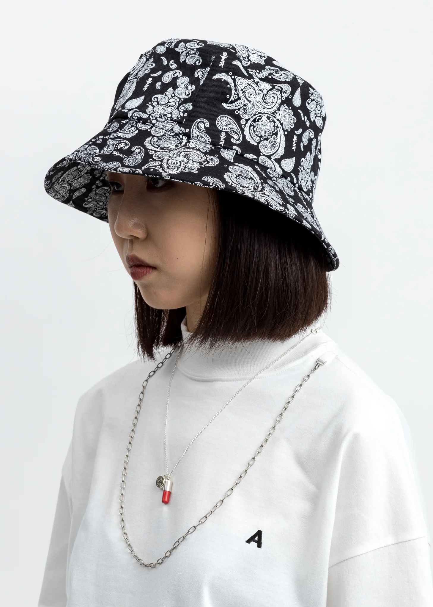 White Chain T-Shirt - Image 2