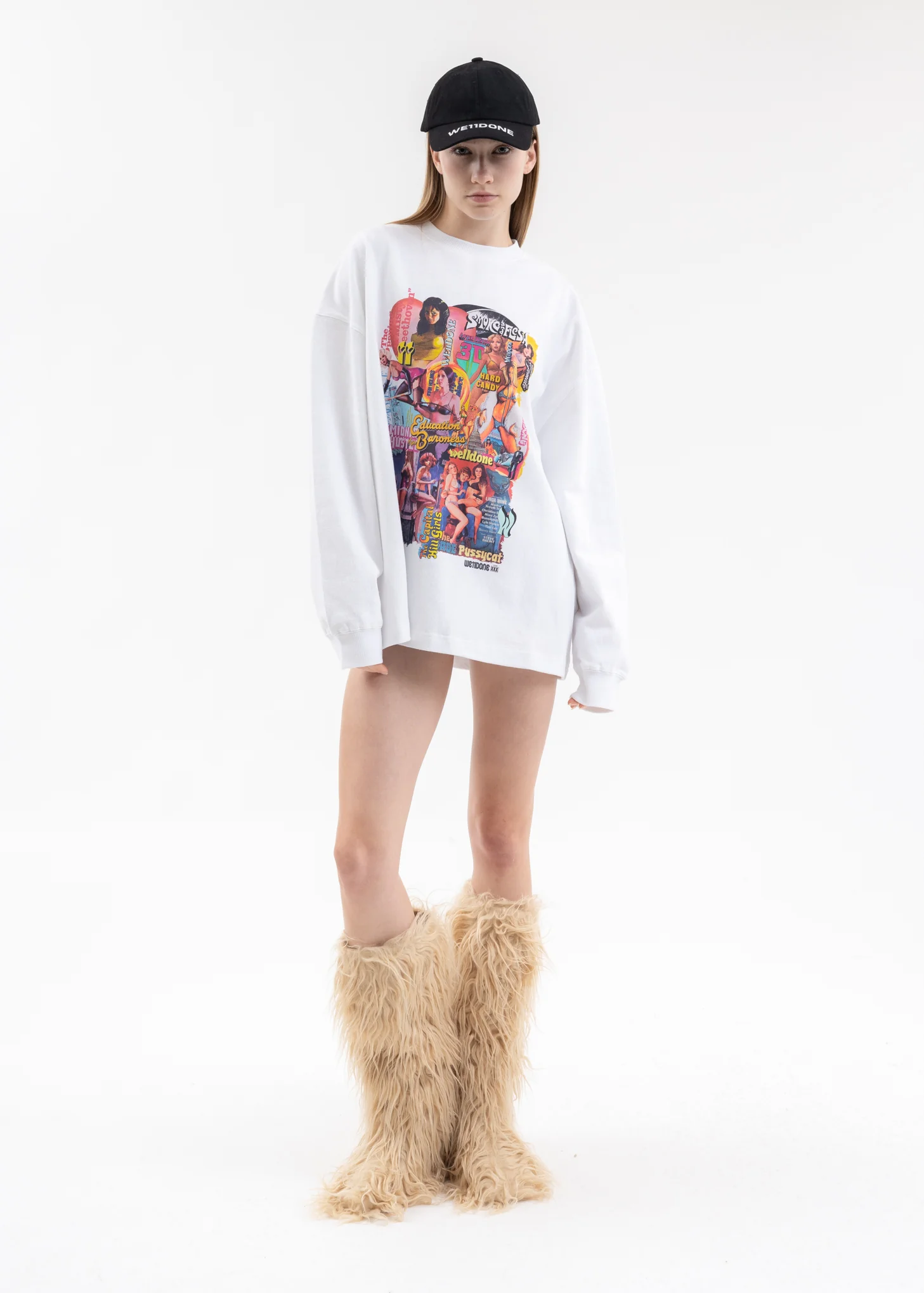 WHITE COLOR MOVIE COLLAGE LONG-SLEEVED T-SHIRT - Image 6