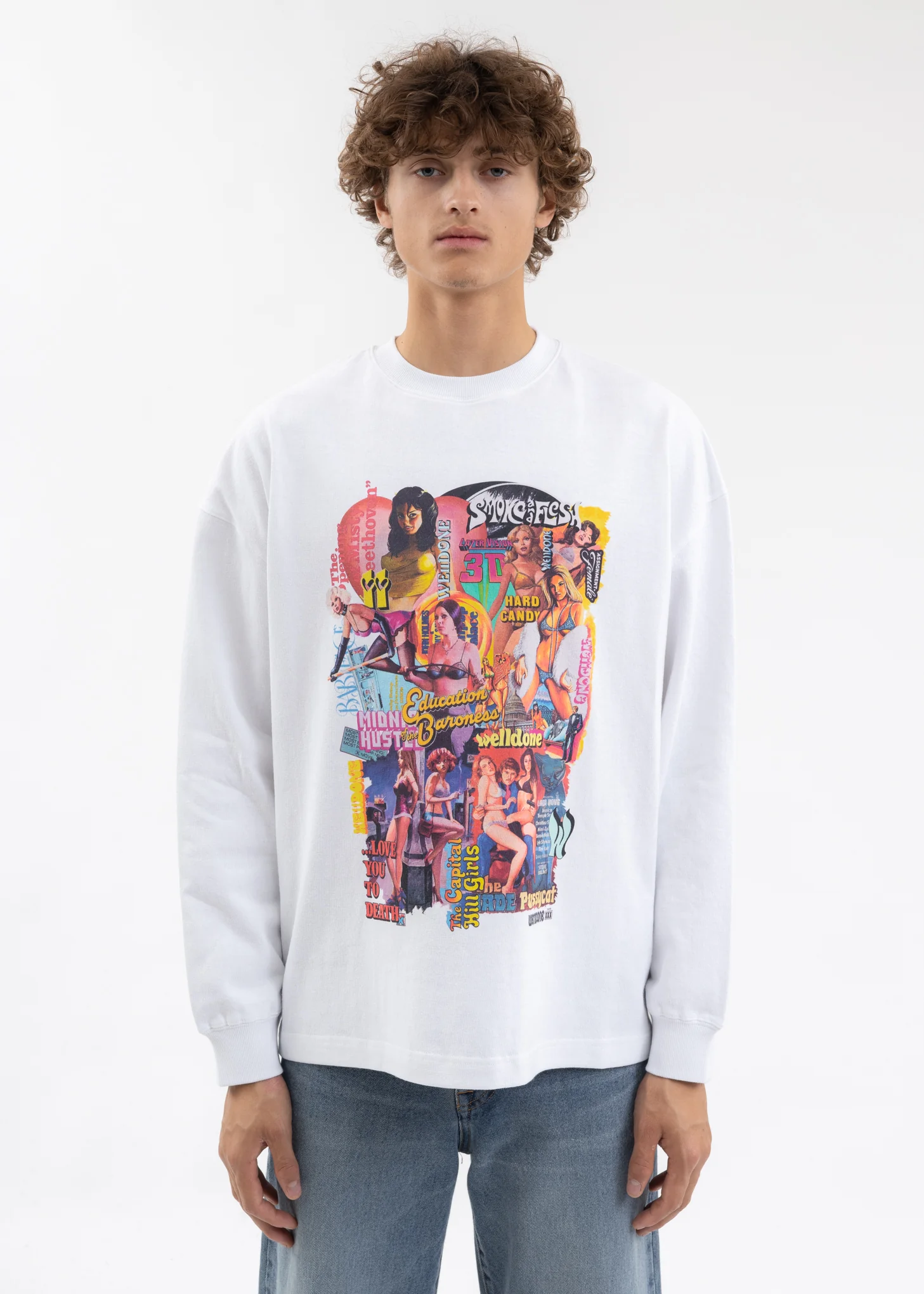 WHITE COLOR MOVIE COLLAGE LONG-SLEEVED T-SHIRT