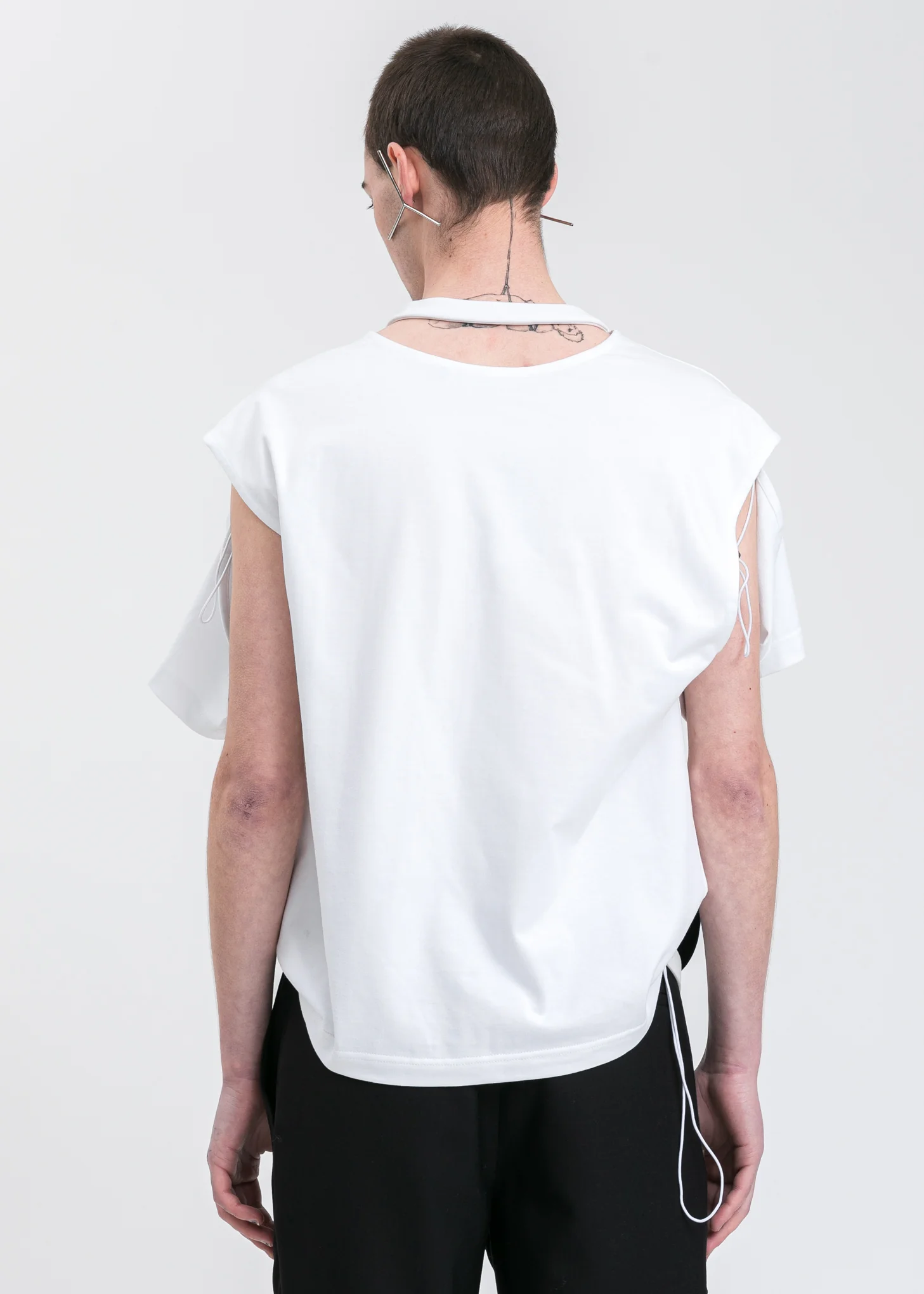 White Convertible Cleo T-Shirt - Image 8